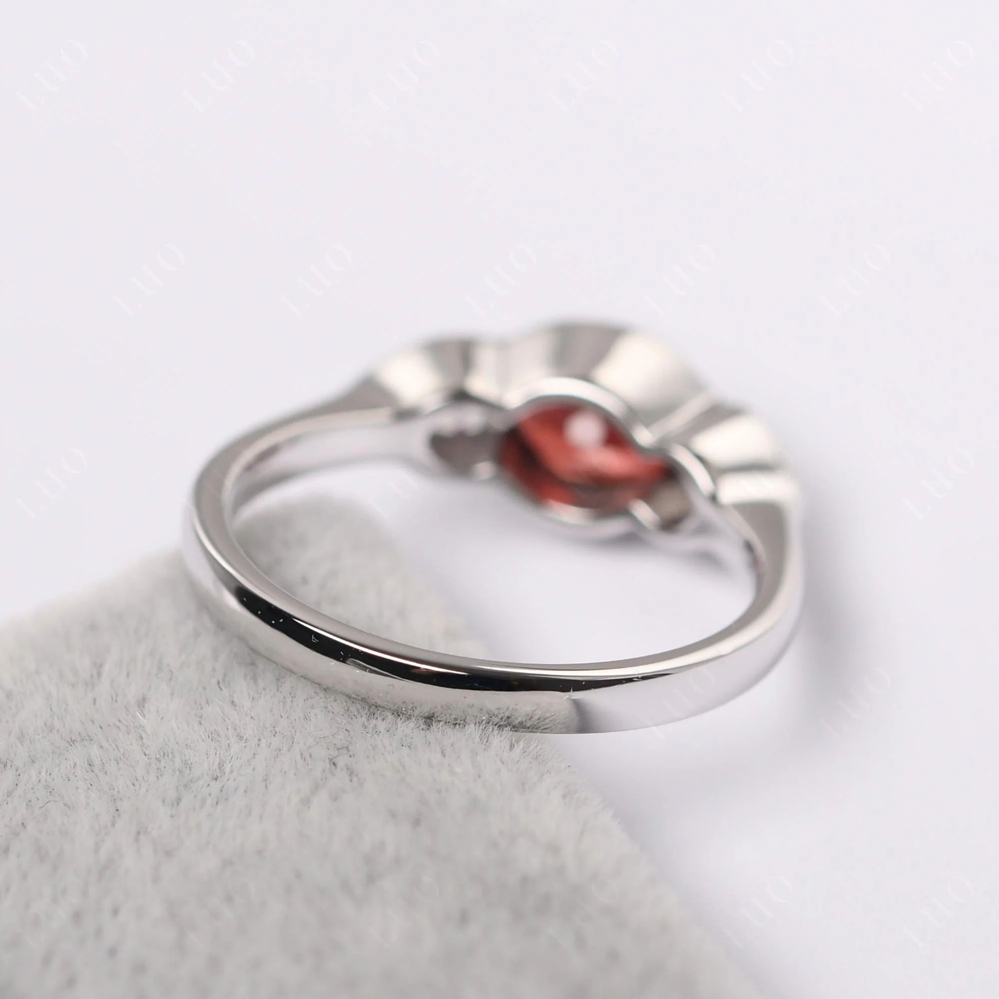 3 Stone Bezel Set Garnet Wave Ring - Image 12
