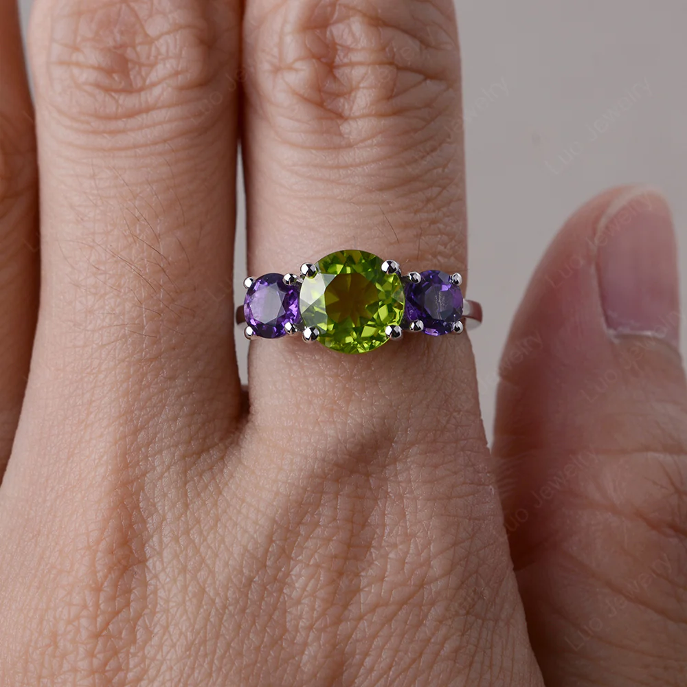 Peridot and Amethyst Three Stone Ring - Image 5