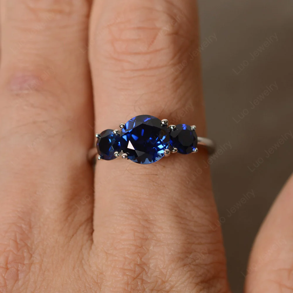 Sapphire Three Stone Ring - Image 4