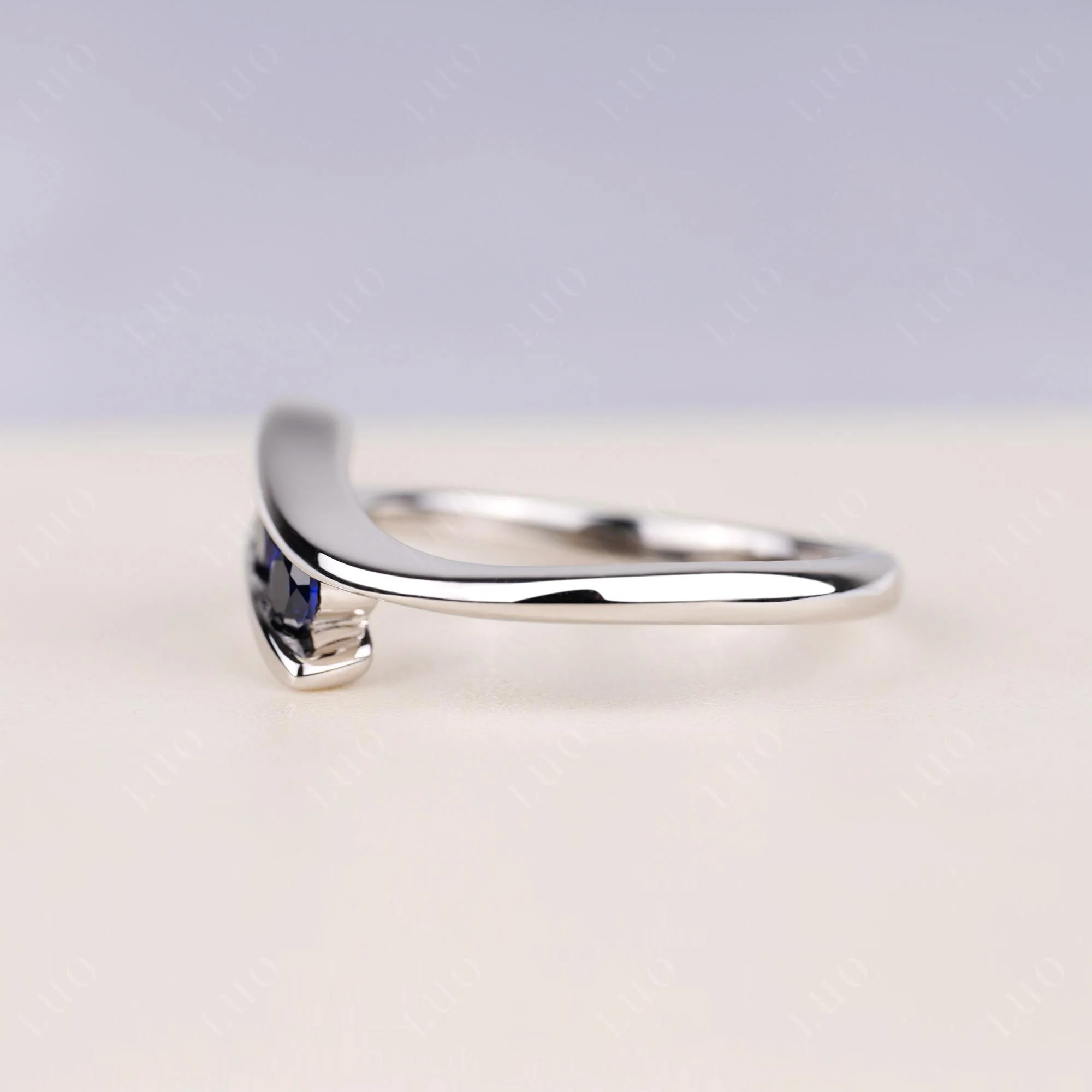 3 Stone Sapphire Bypass Ring - Image 4