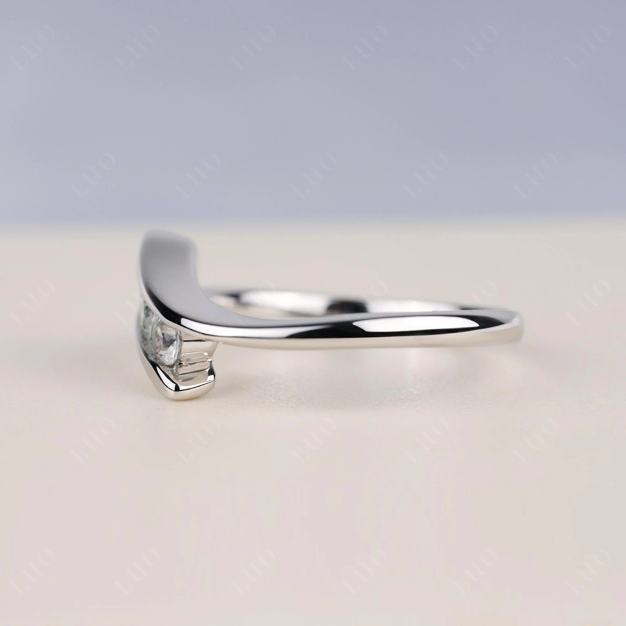 3 Stone White Topaz Bypass Ring - Image 4
