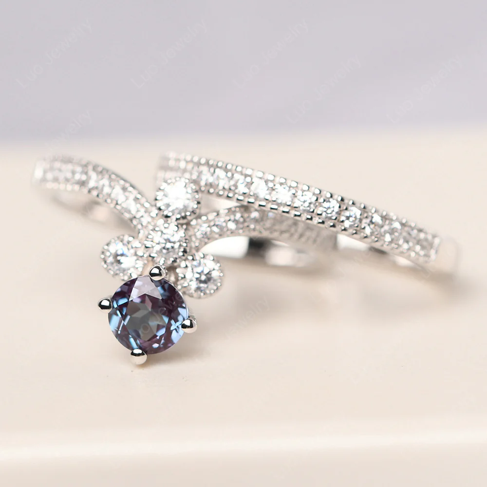Alexandrite Milgrain Bridal Ring Set - Image 2