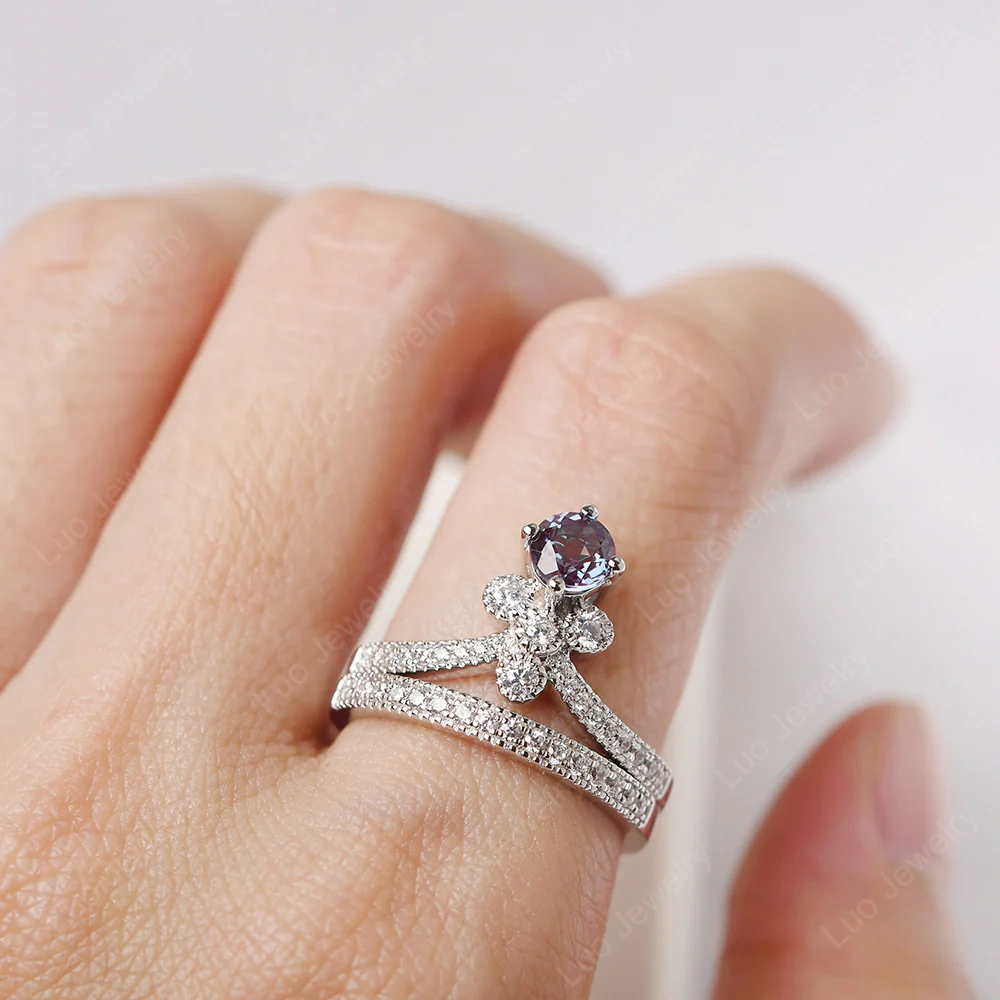 Alexandrite Milgrain Bridal Ring Set - Image 5