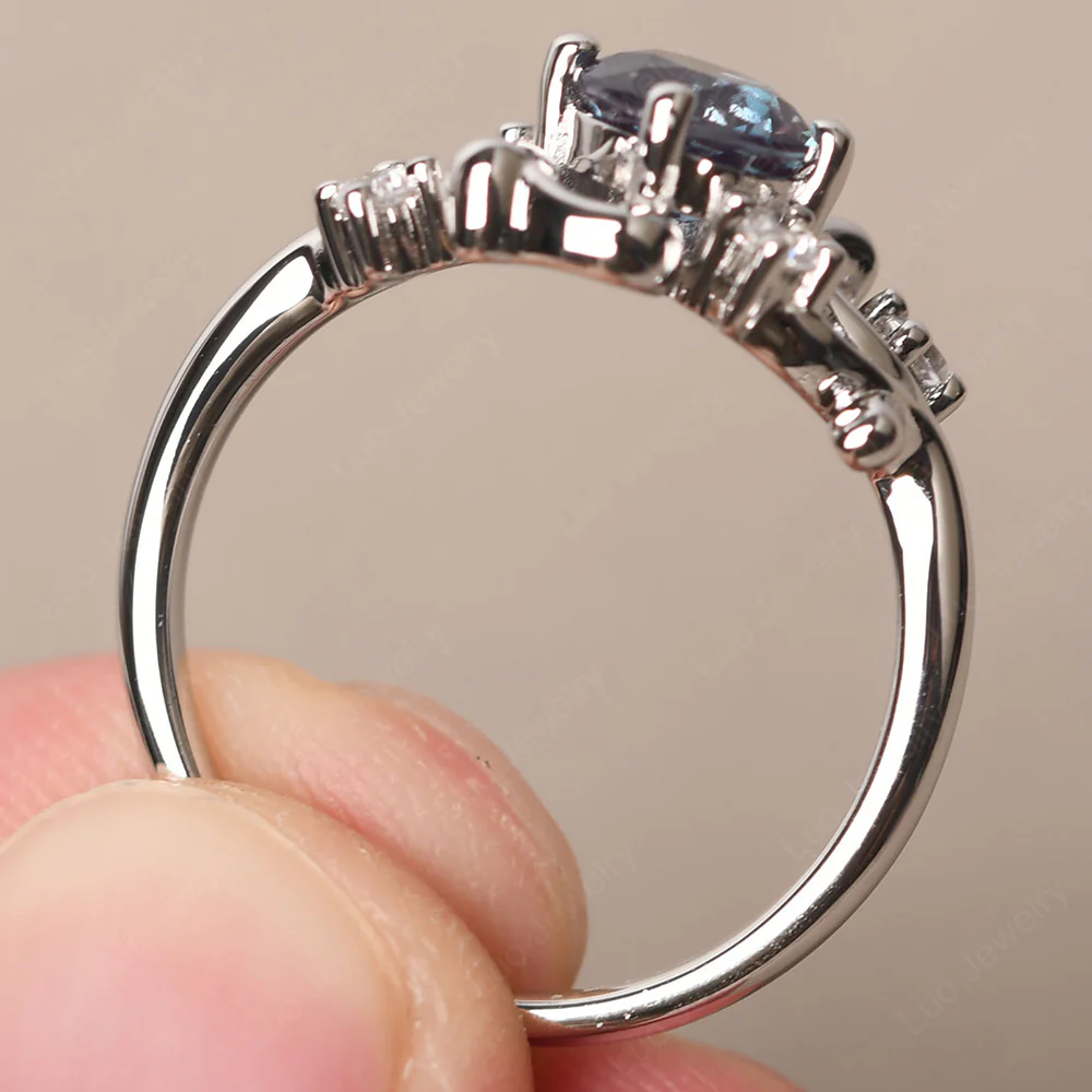 Alexandrite Intricate Engagement Ring - Image 4