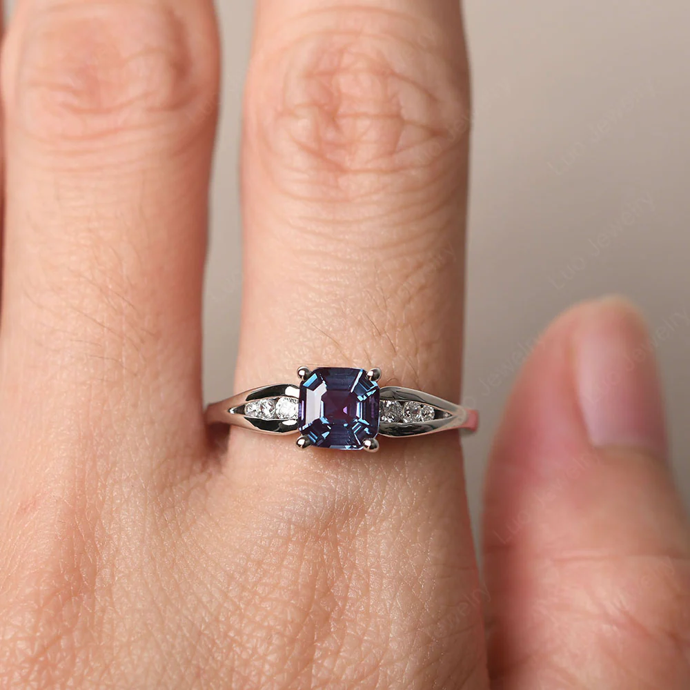 Alexandrite Ring with Channel Set Band - Image 5
