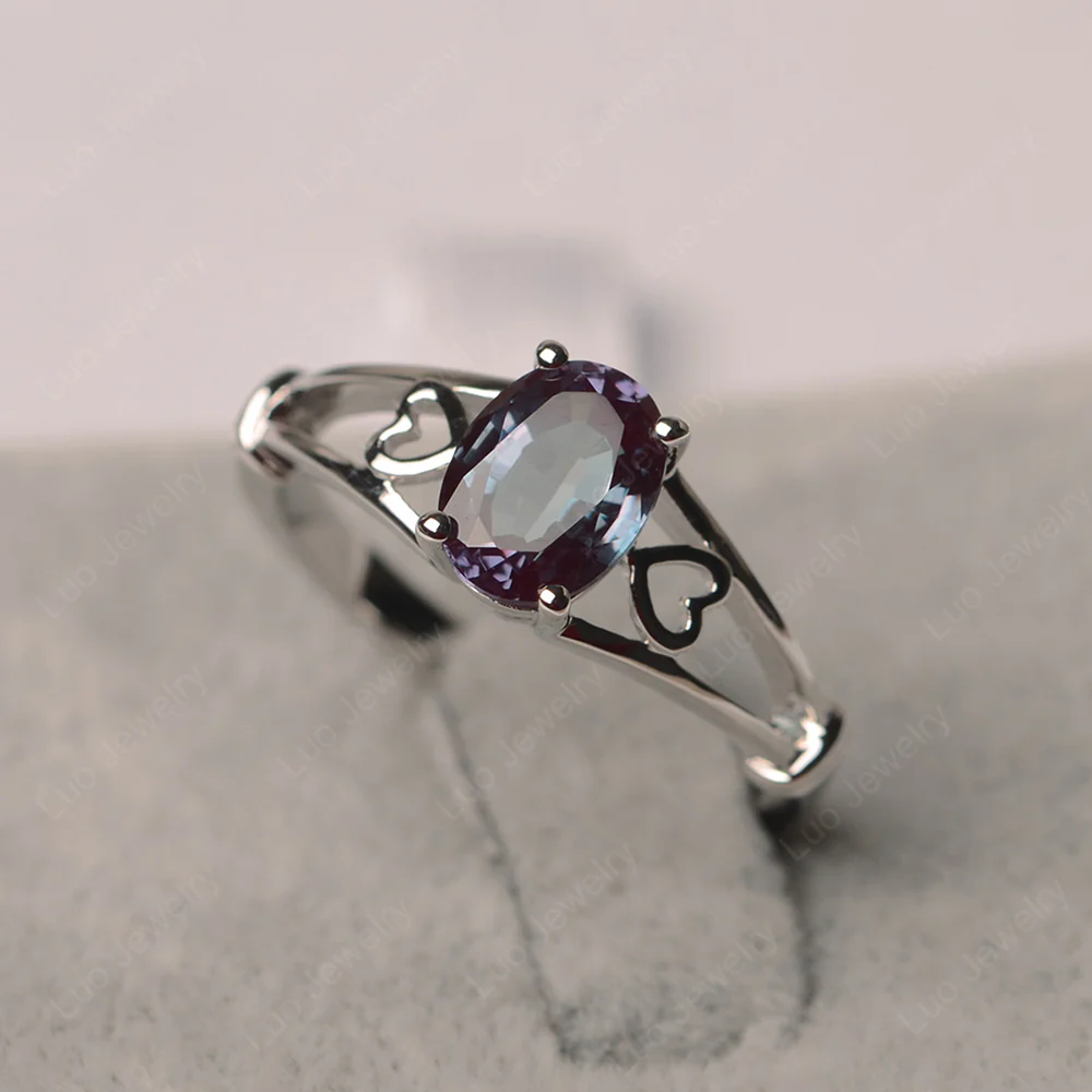 Alexandrite Oval Cut Solitaire Engagement Ring