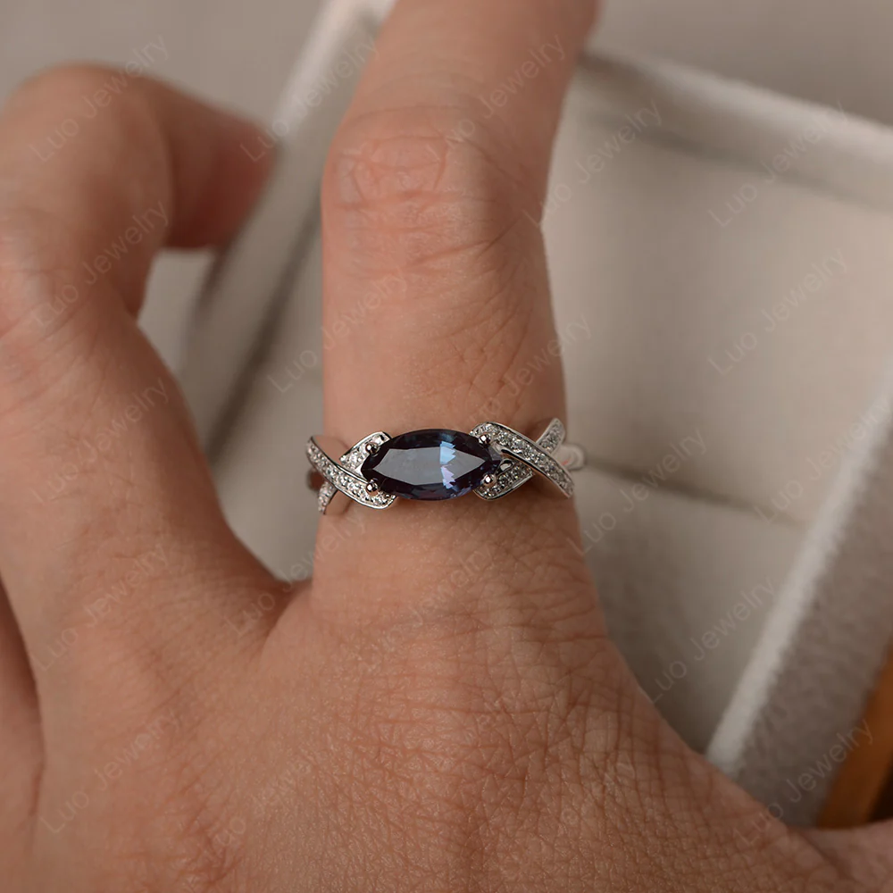 Alexandrite East West Criss Cross Ring - Image 4
