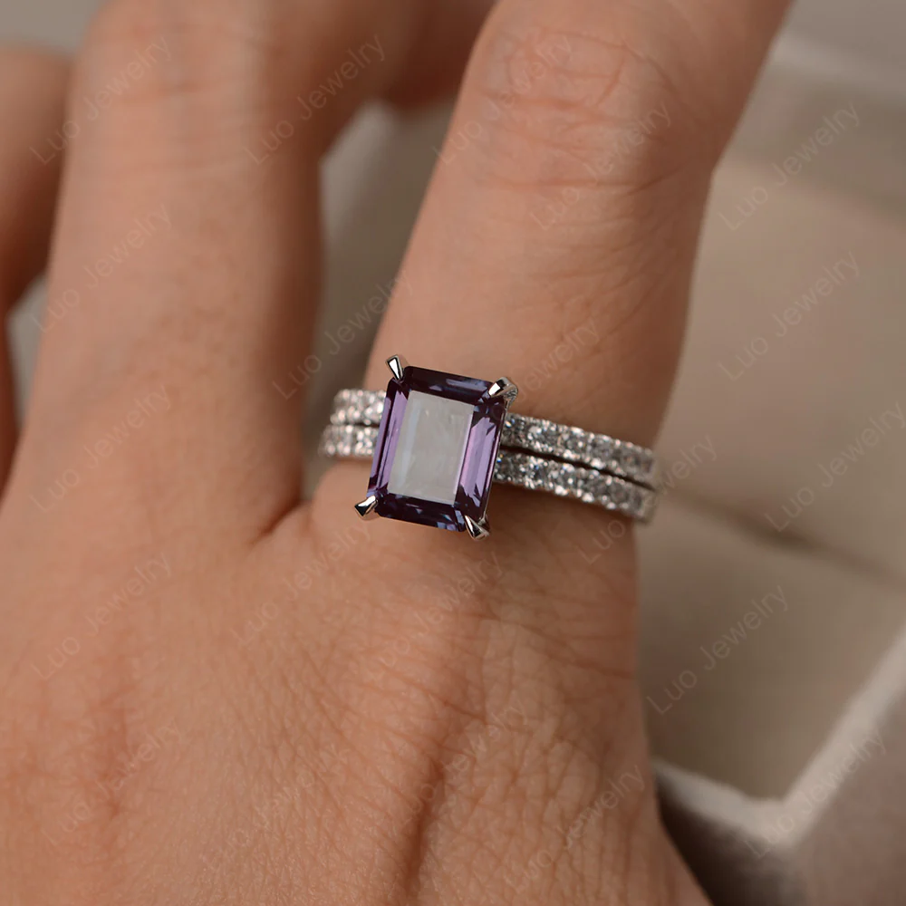Alexandrite Emerald Cut Wedding Ring Sets - Image 4