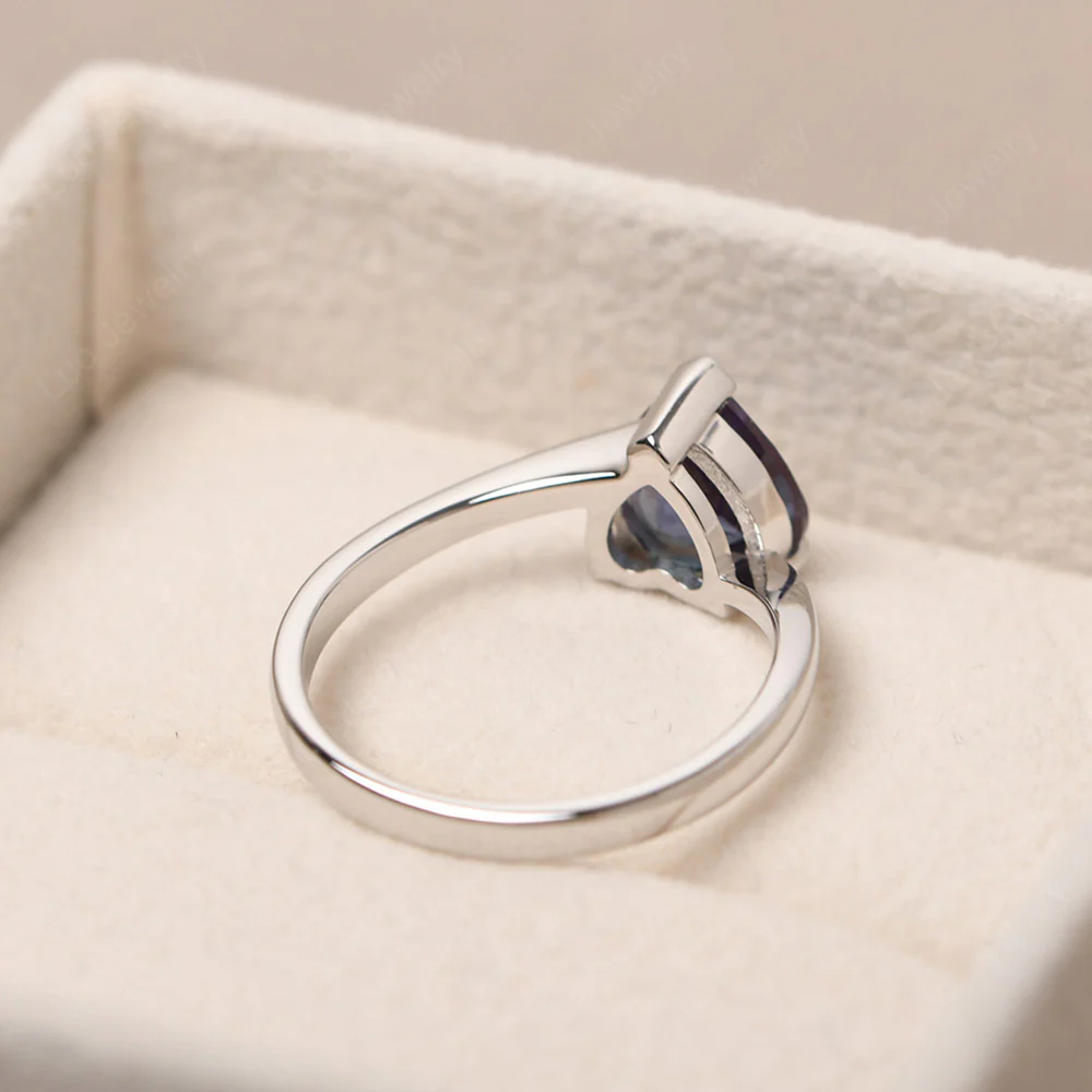 Heart Alexandrite Solitaire Ring - Image 3