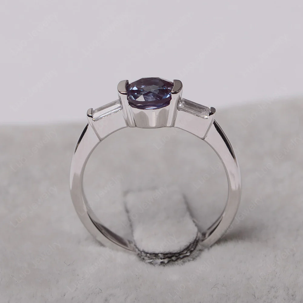 Alexandrite Ring Round Cut with Baguette Side - Image 4