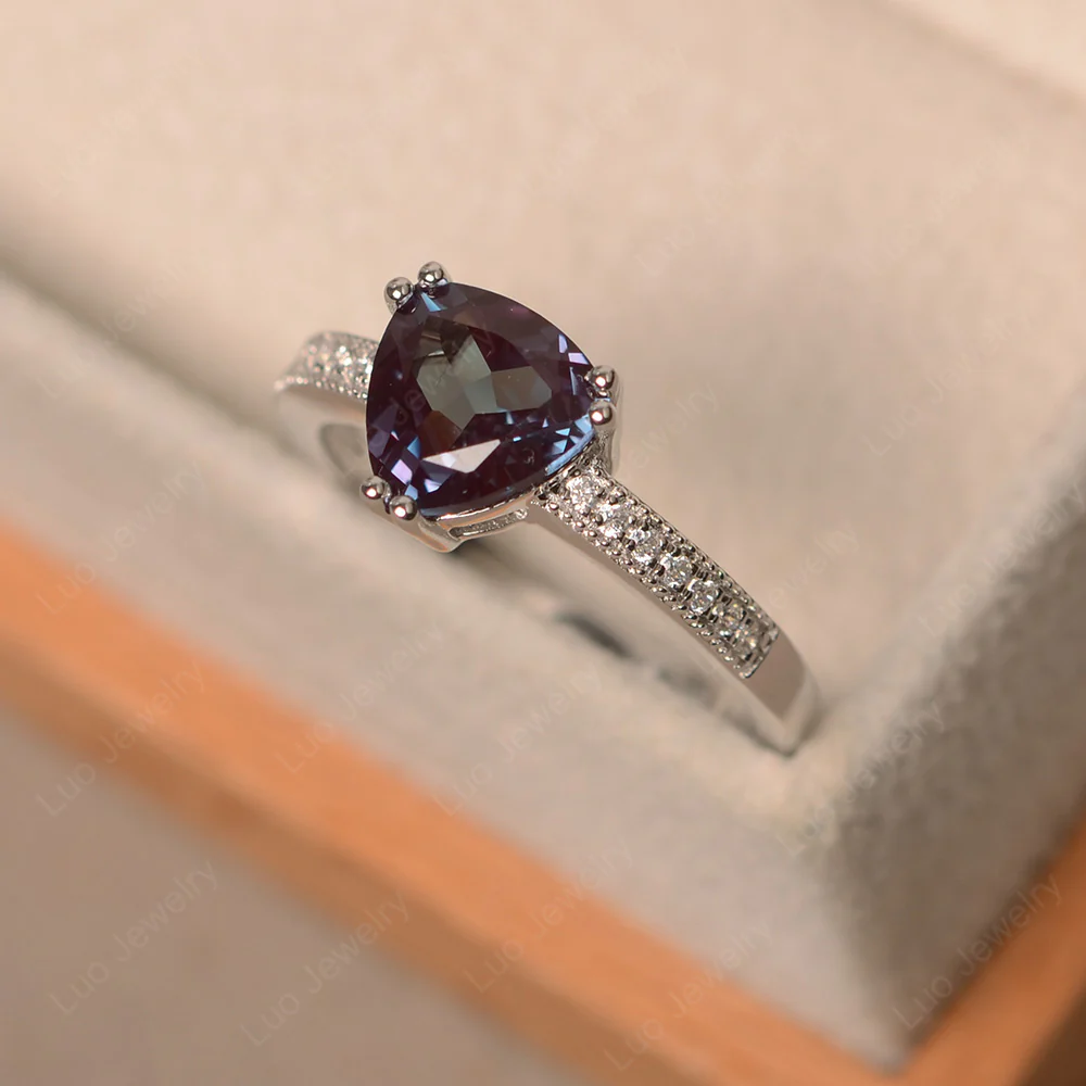 Trillion Cut Alexandrite Double Prong Ring - Image 2