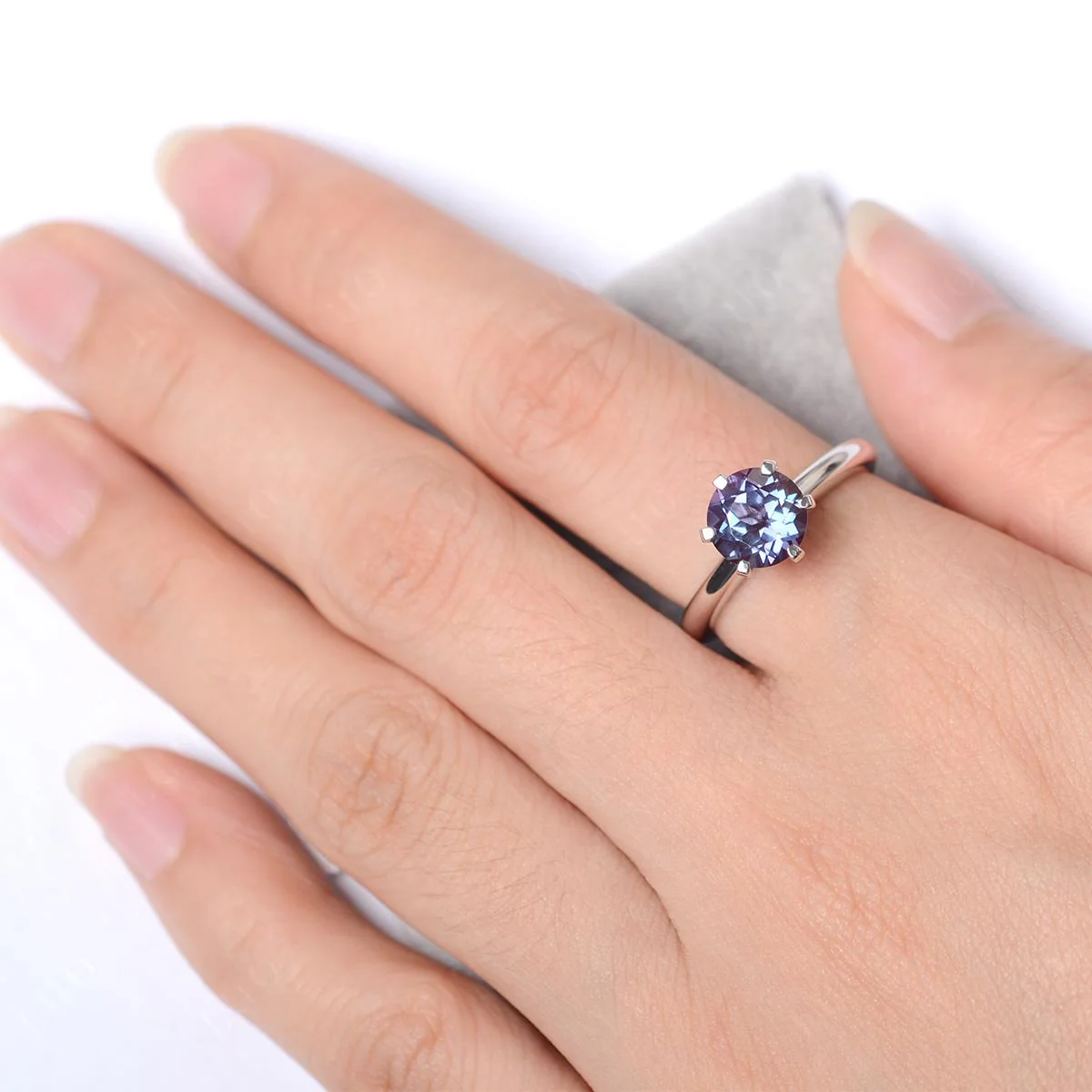 Alexandrite Solitaire Engagement Ring - Image 13