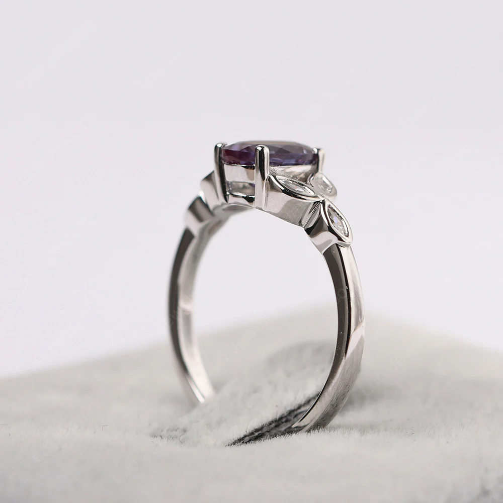 Oval Celtic Alexandrite Ring - Image 4