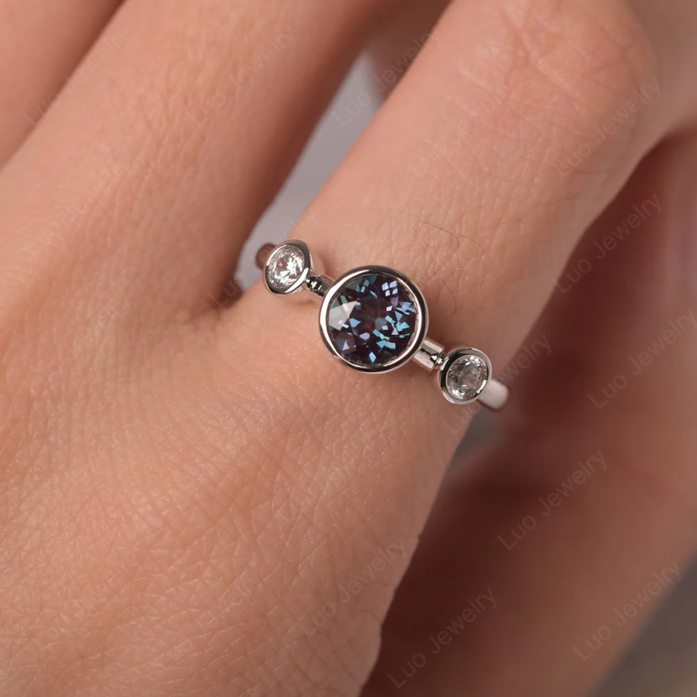 Alexandrite 3 Stone Bezel Set Ring - Image 5