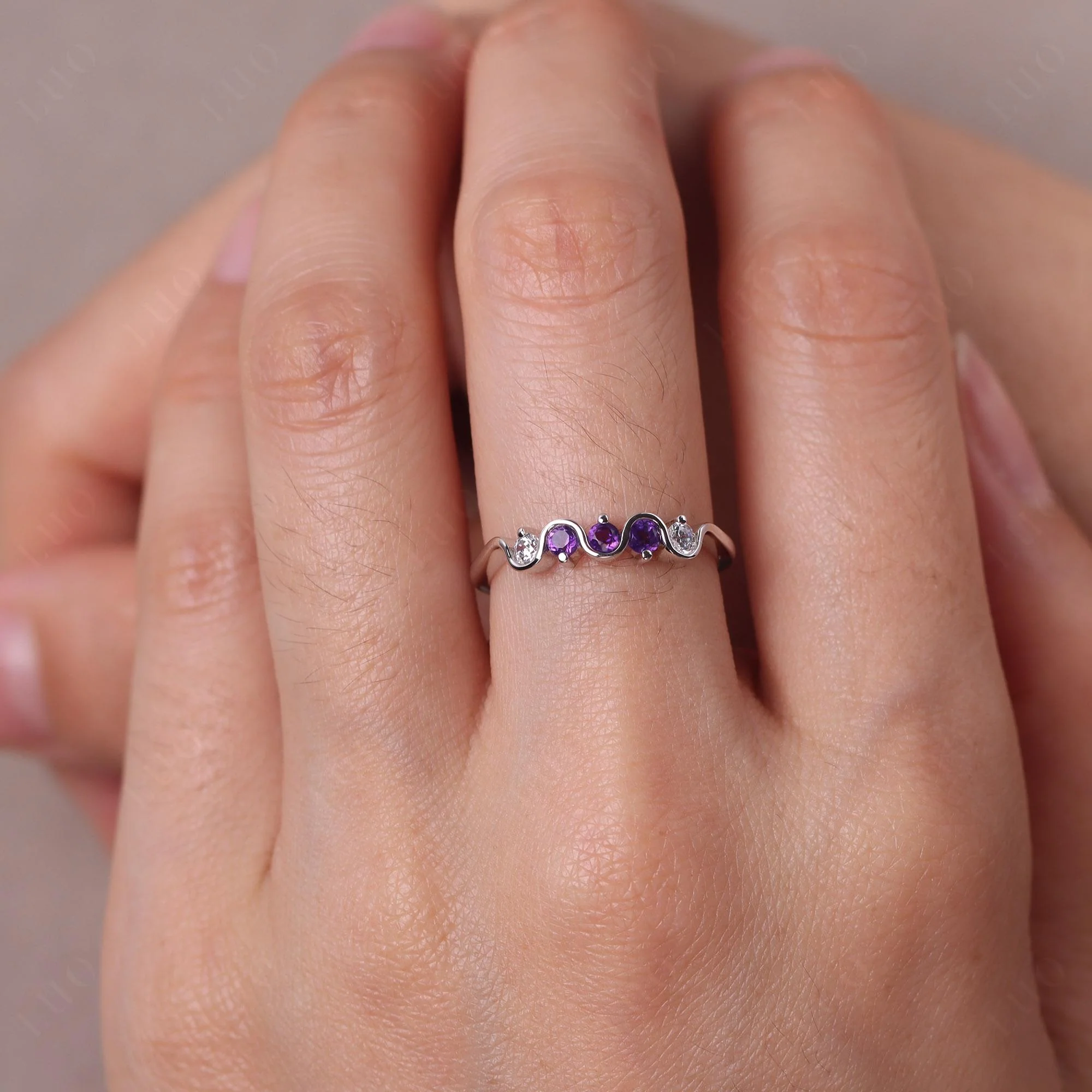 Amethyst Band Ring - Image 14
