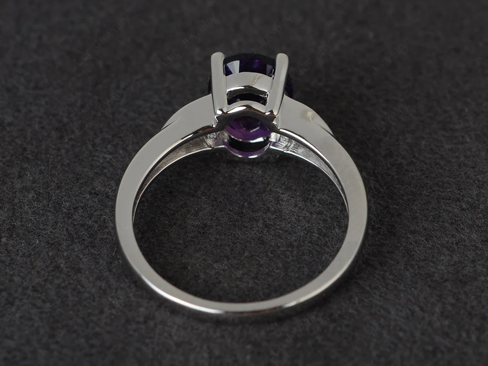 Simple Oval Cut Amethyst Engagement Ring - Image 3