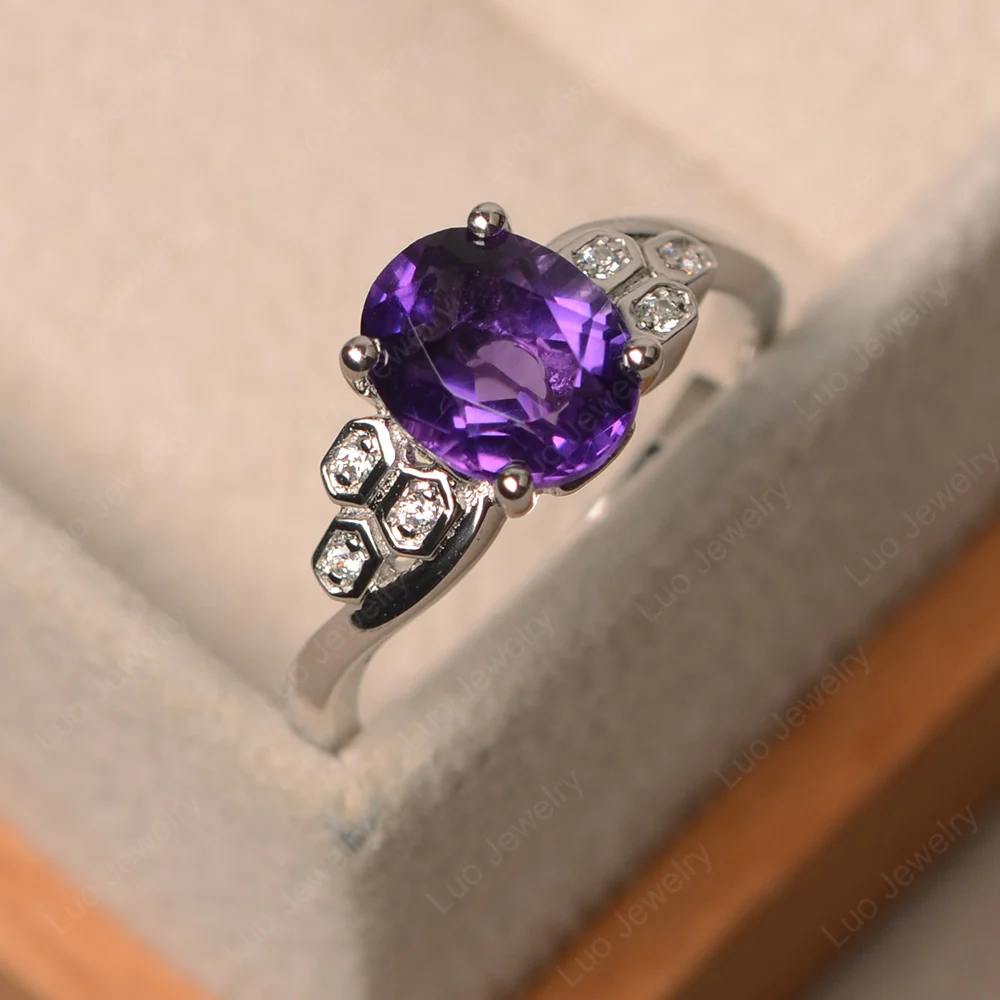 Oval Cut Amethyst Honeycomb Ring - Image 2