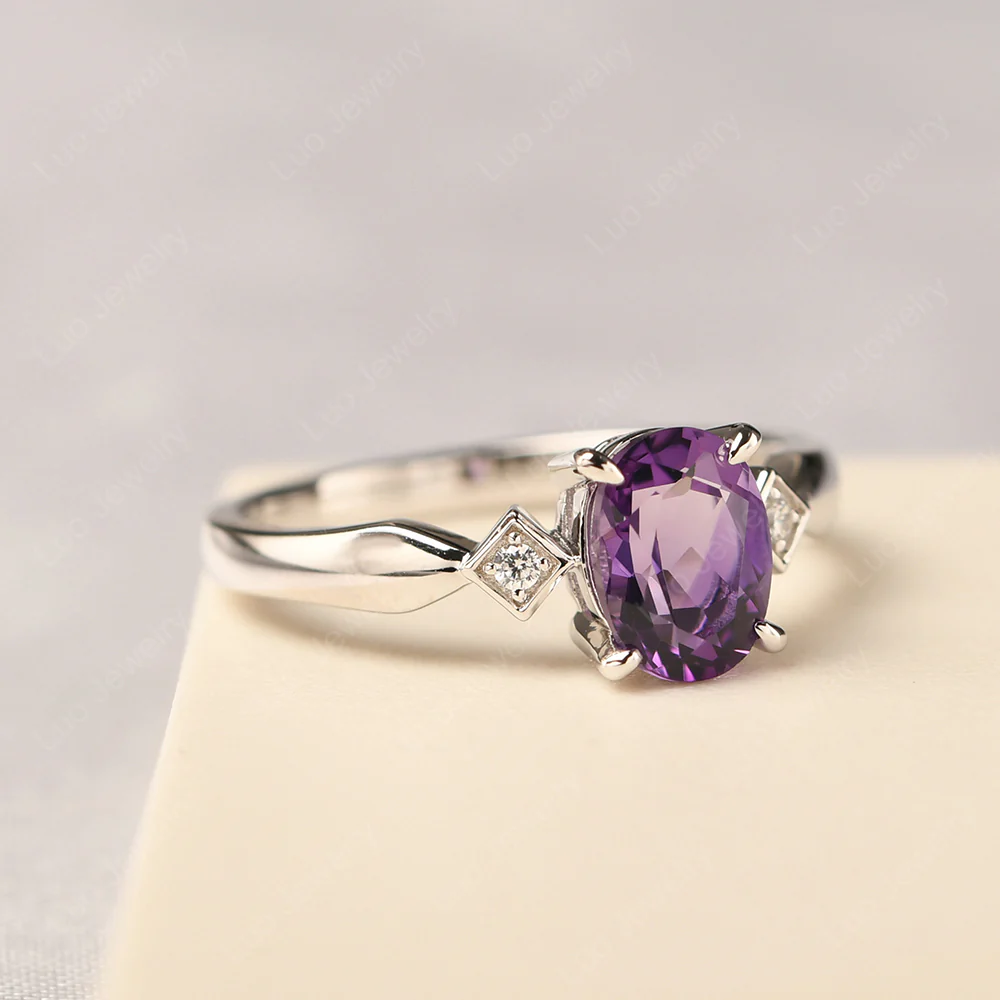 Antique Style Amethyst Ring - Image 2