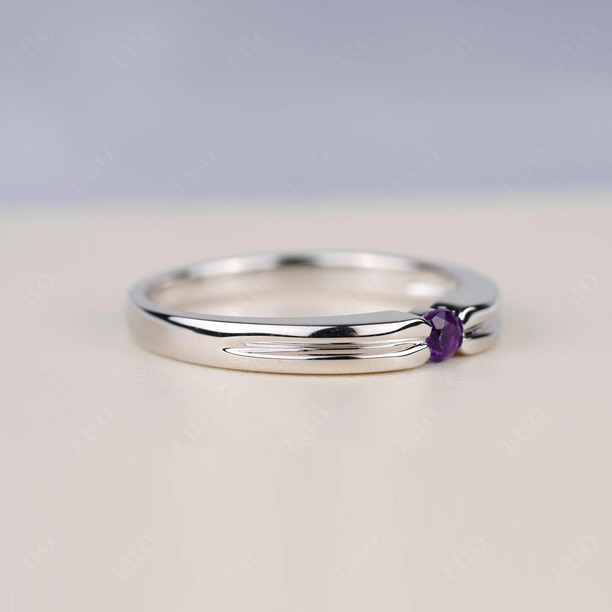 Amethyst Solitaire Band Ring - Image 2