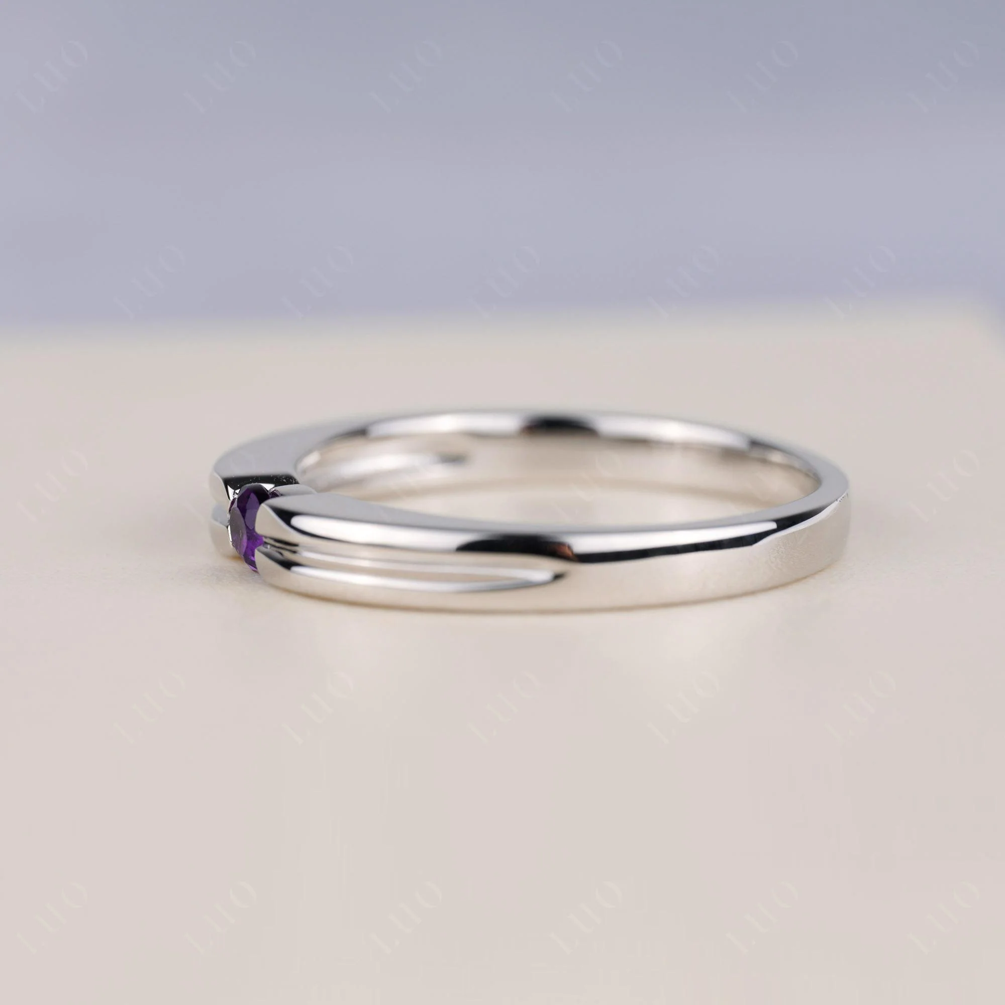 Amethyst Solitaire Band Ring - Image 3