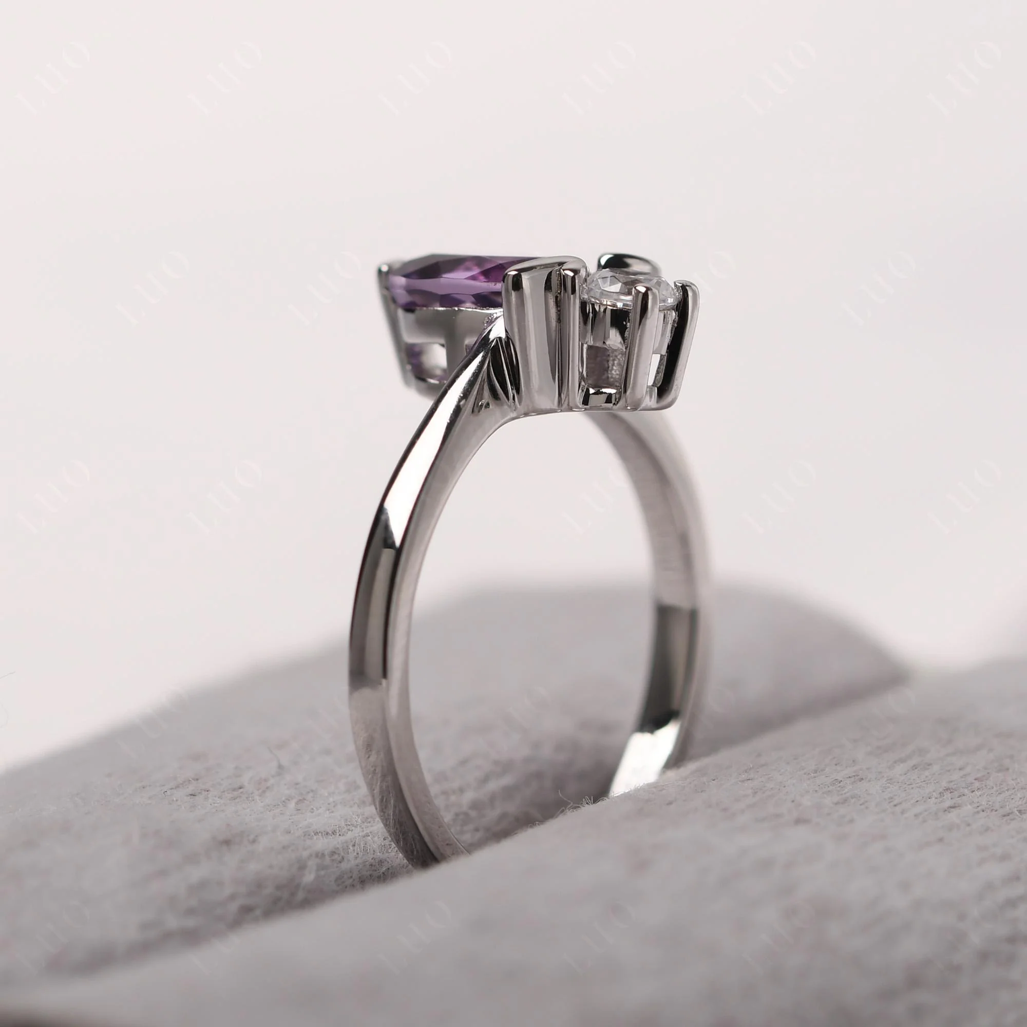 Amethyst Bee Ring - Image 13