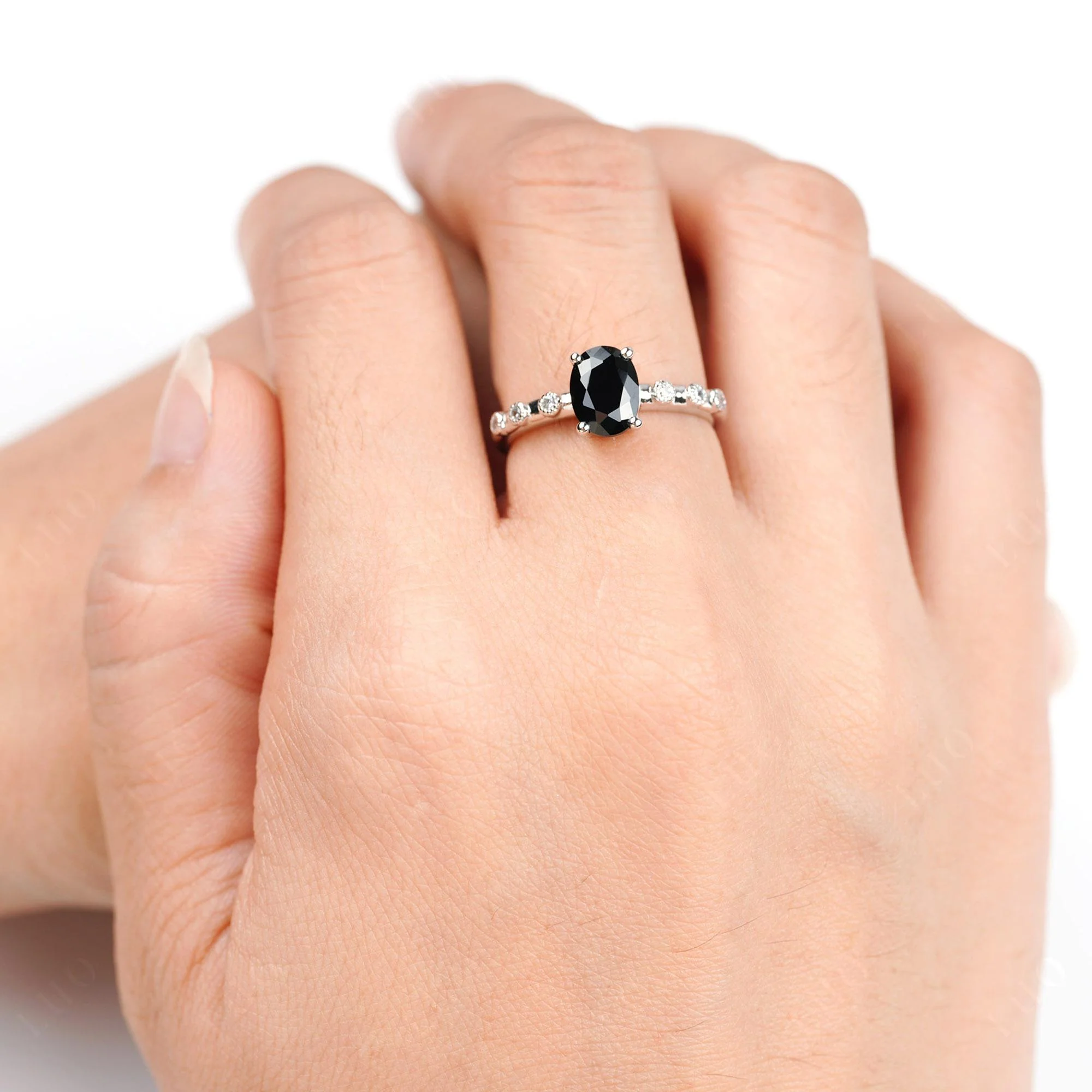 Antique Oval Cut Black Spinel Ring - Image 5