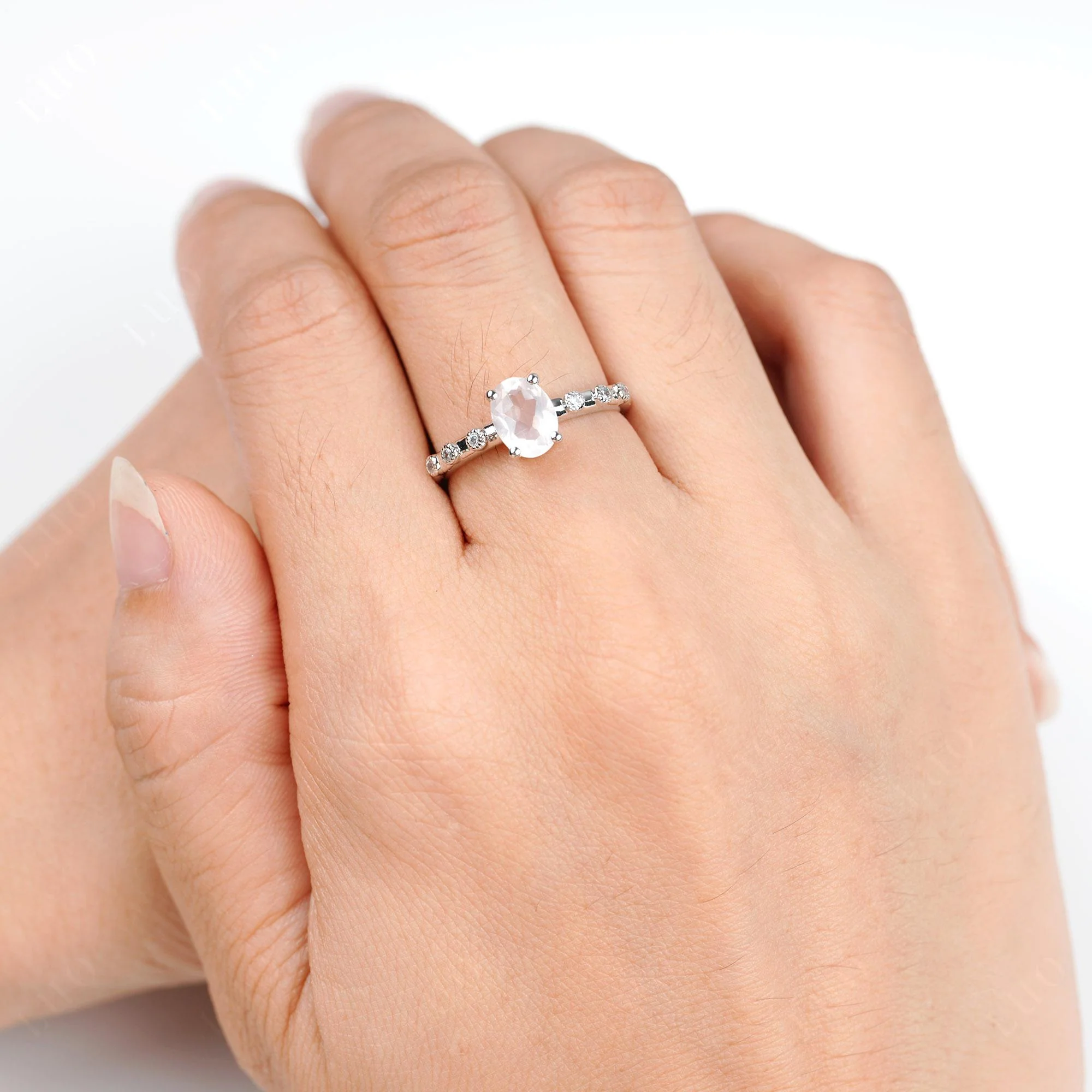 Antique Oval Cut Rose Quartz Ring - Image 5
