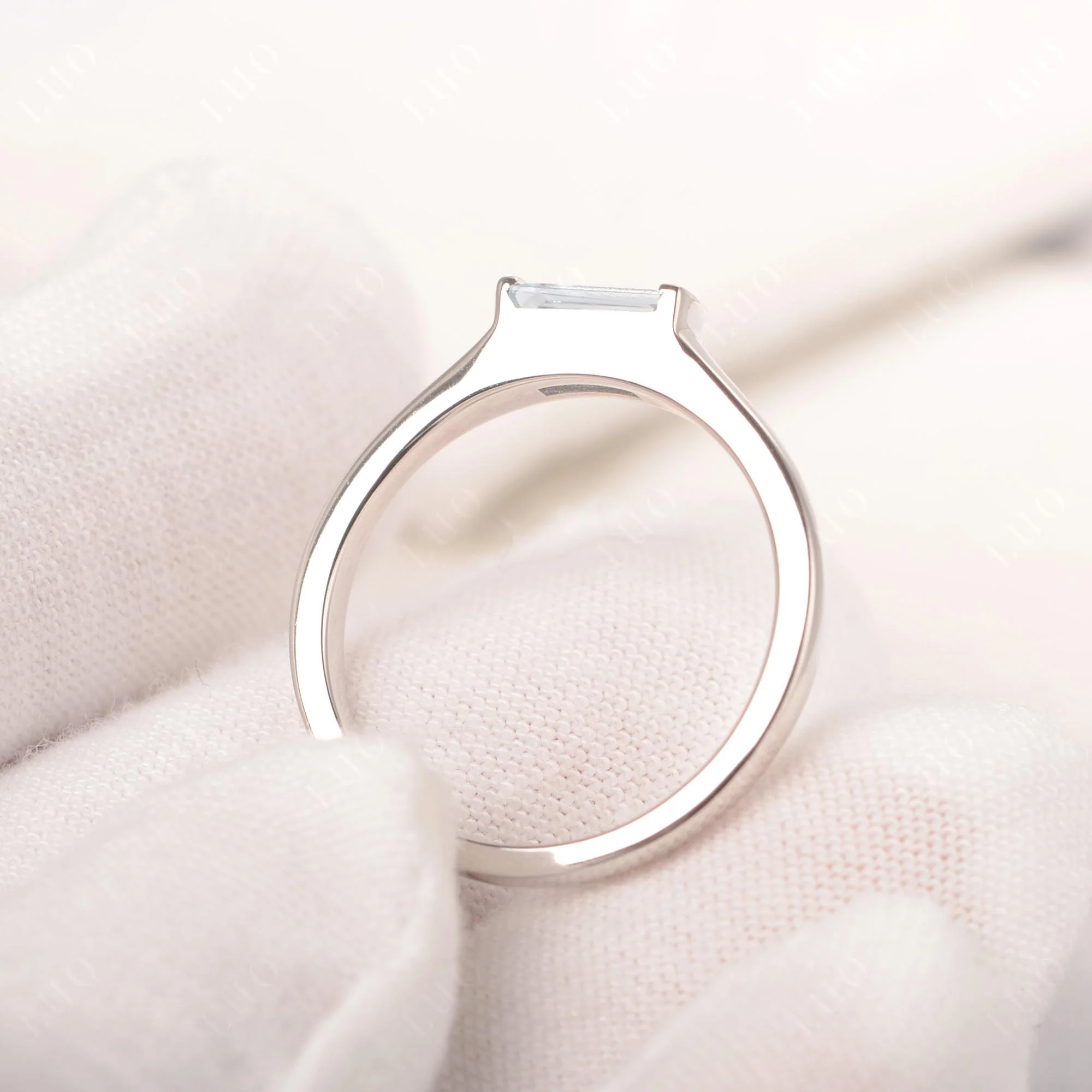 Aquamarine Baguette Ring - Image 12