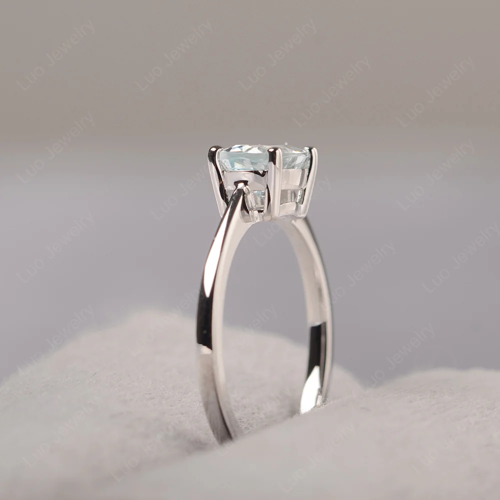 Aquamarine Oval Solitaire Engagement Ring - Image 4