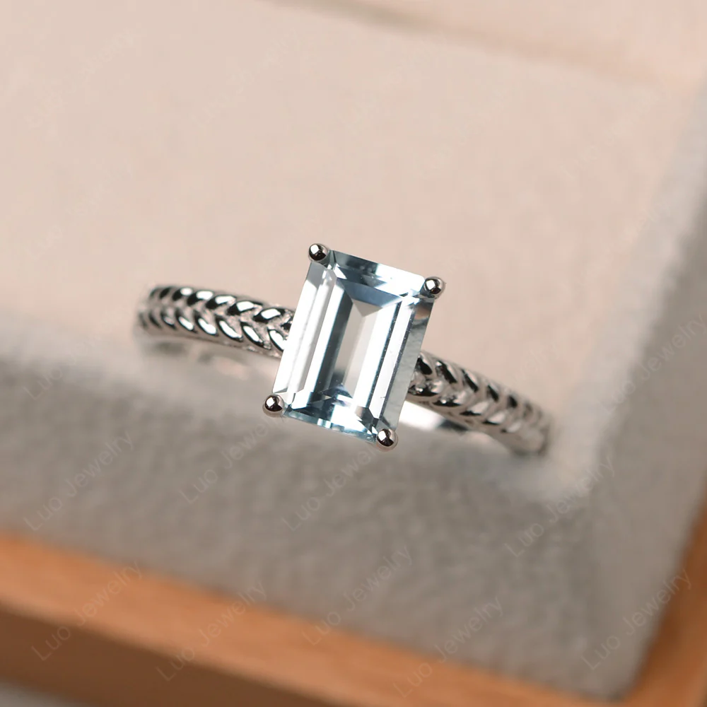 Aquamarine Solitaire Woven Ring - Image 2