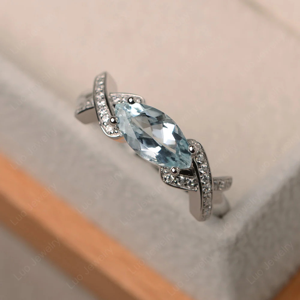 Aquamarine East West Criss Cross Ring - Image 2