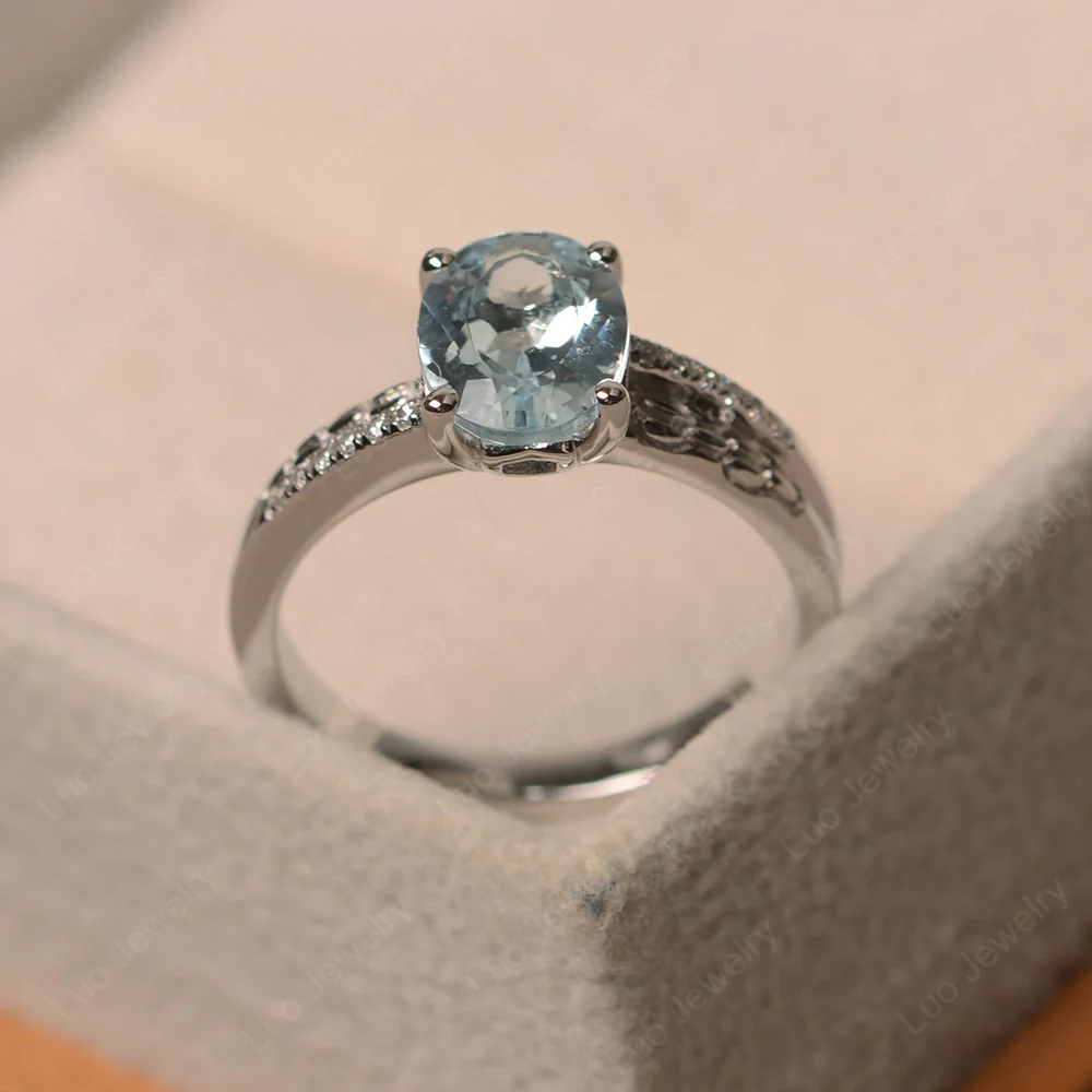 Vintage Style Oval Cut Aquamarine Ring - Image 2