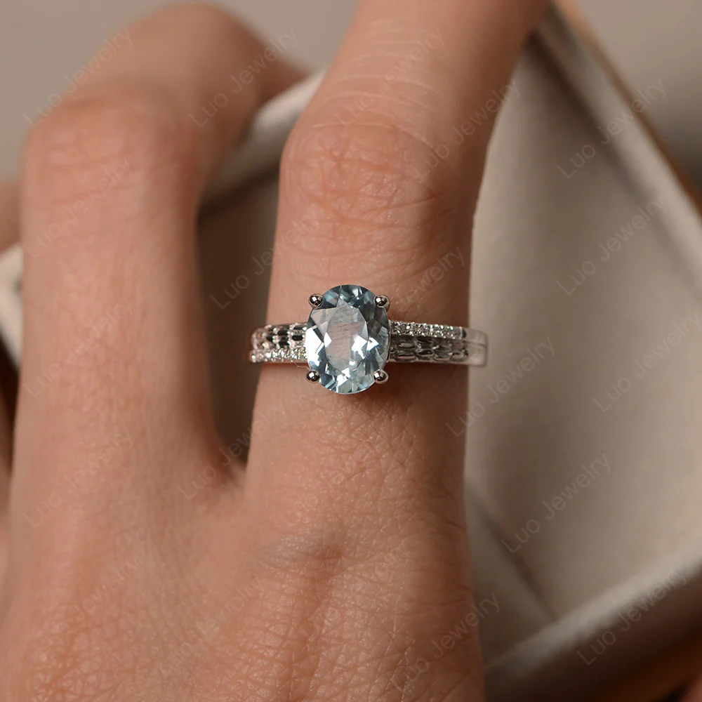 Vintage Style Oval Cut Aquamarine Ring - Image 4