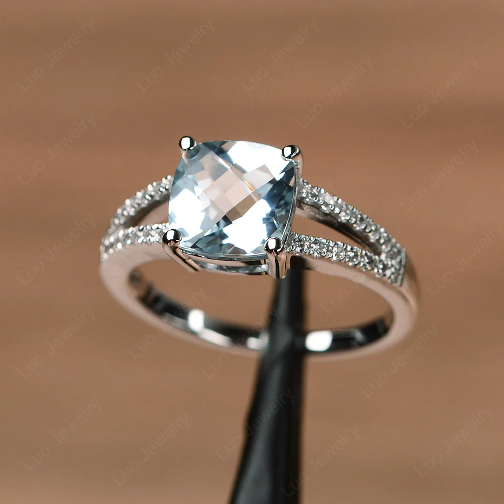 Cushion Cut Aquamarine Split Shank Ring - Image 2