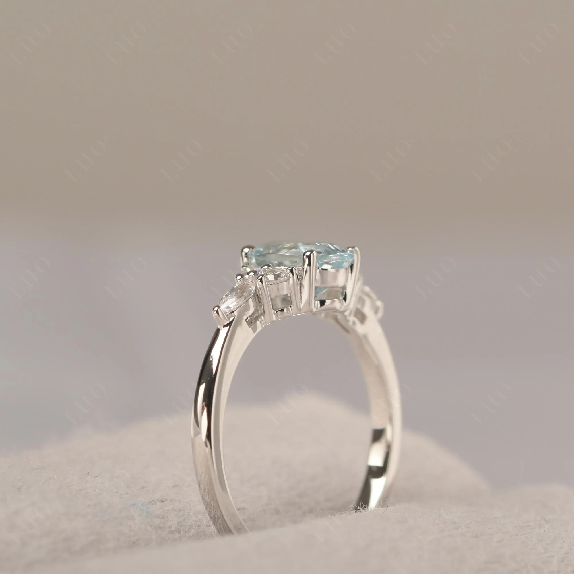 Simple Oval Aquamarine Engagement Ring - Image 32