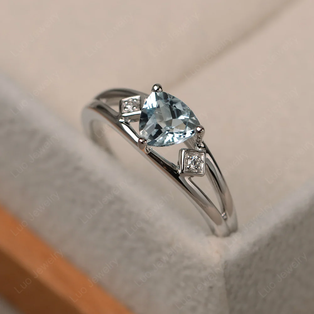 Trillion Cut Aquamarine Engagement Ring - Image 2