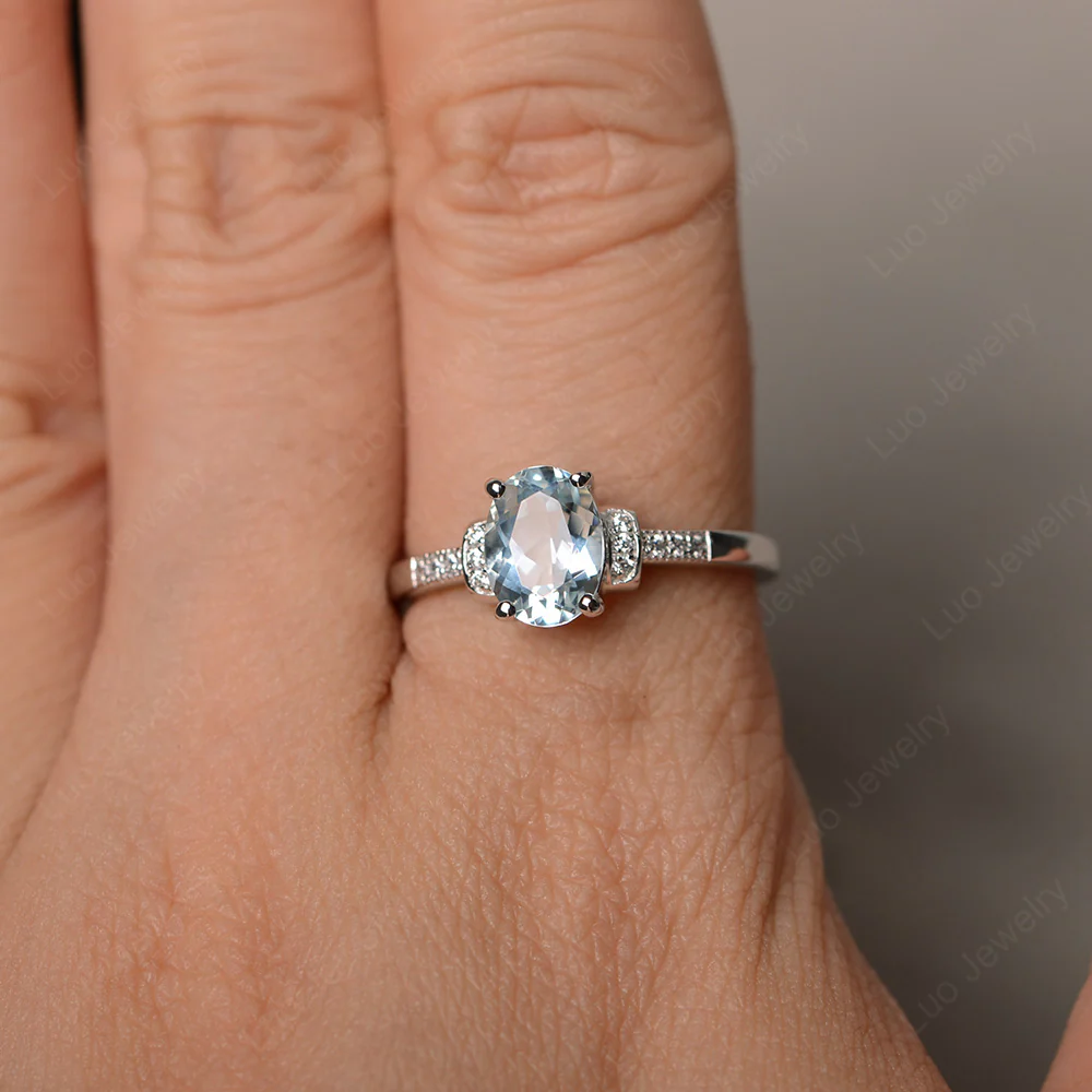 Petite Oval Aquamarine Ring - Image 4