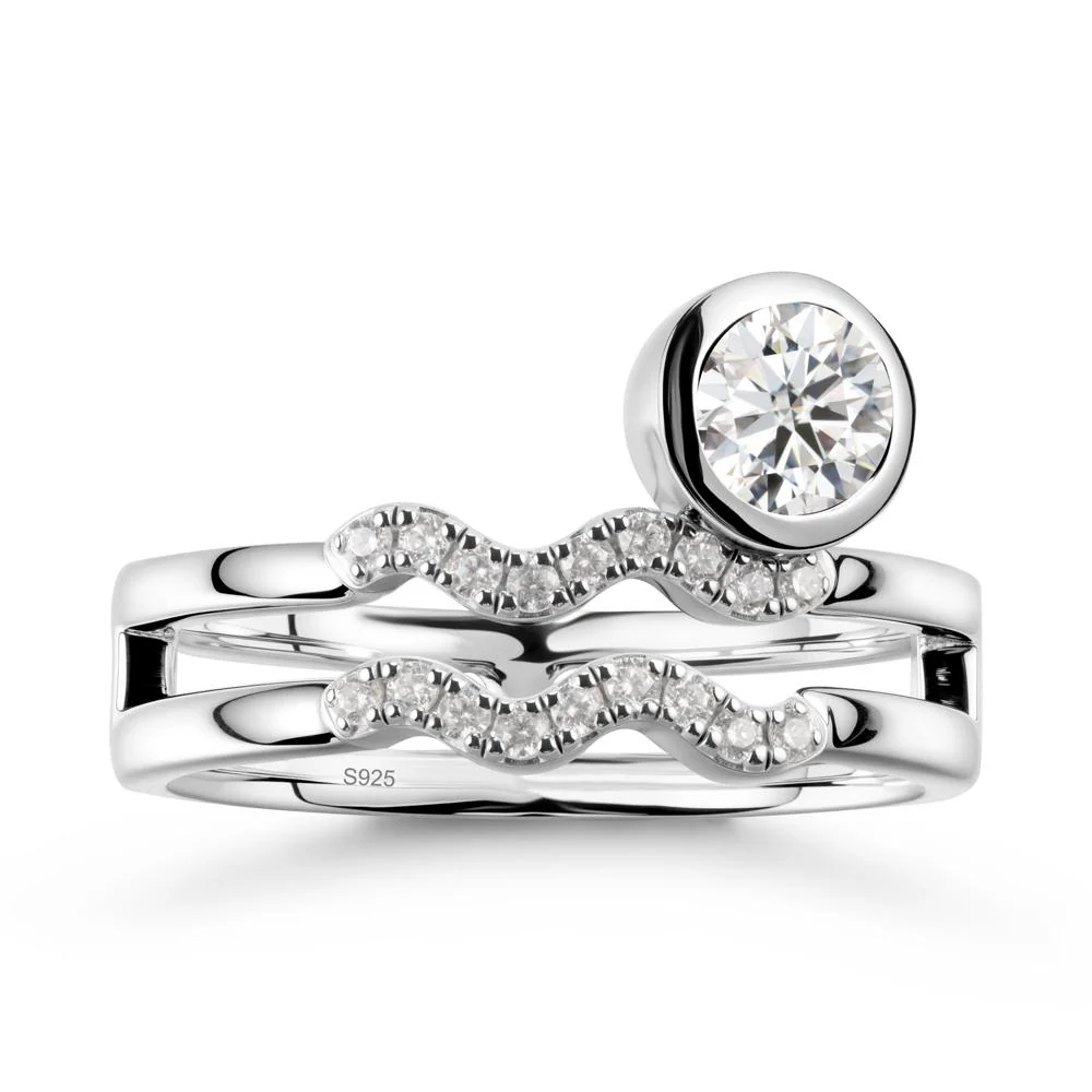 Aquarius Zodiac Moissanite Ring -Innovative and Unique