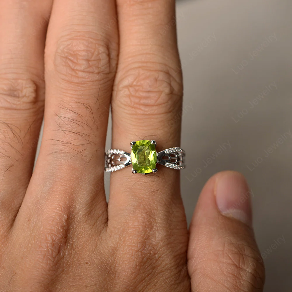Art Deco Cushion Cut Peridot Promise Ring - Image 3