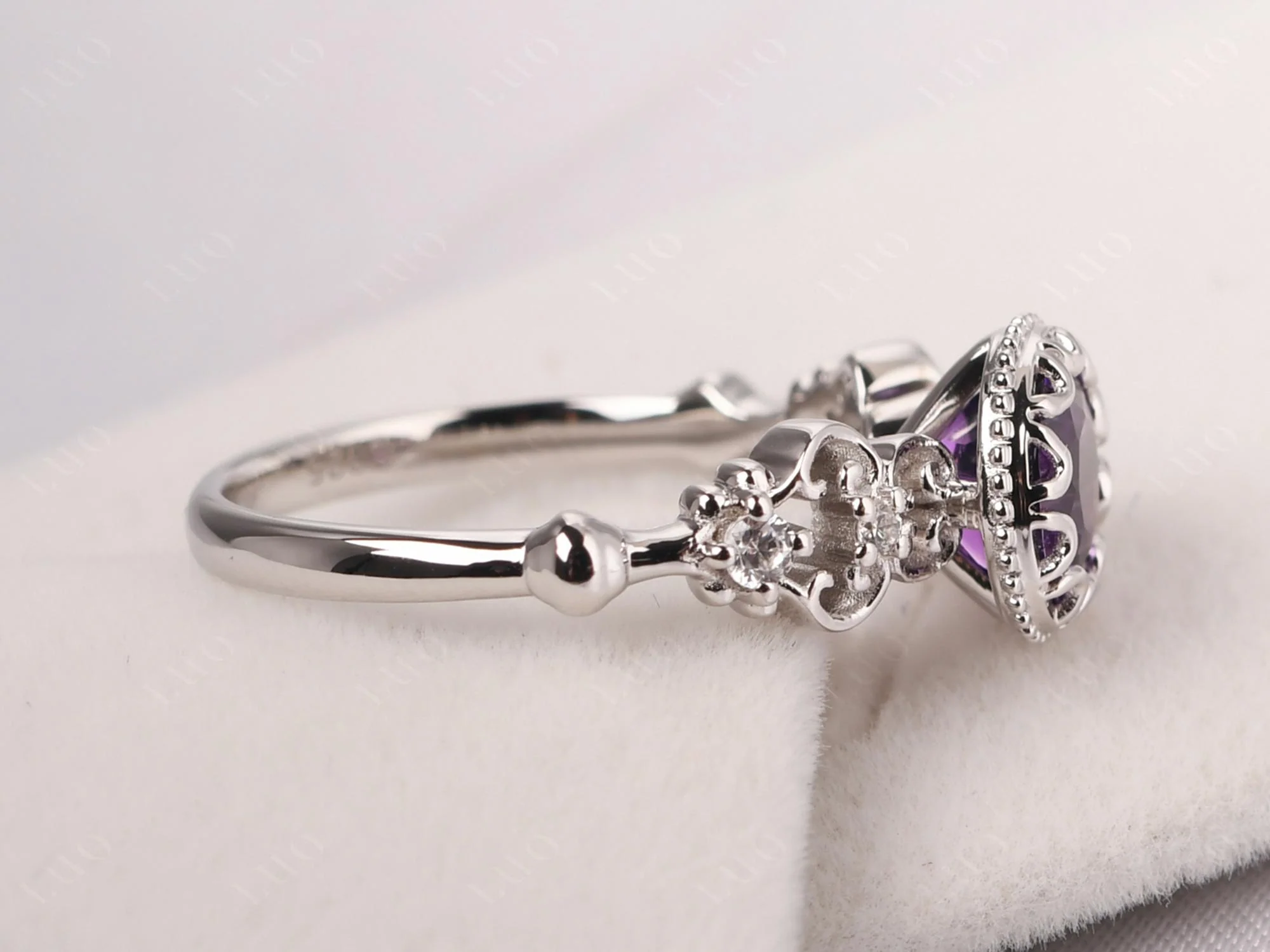 Vintage Style Amethyst Ring - Image 13
