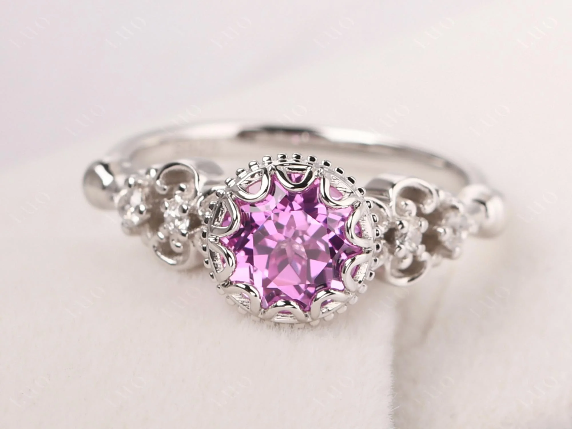 Vintage Style Pink Sapphire Ring - Image 10