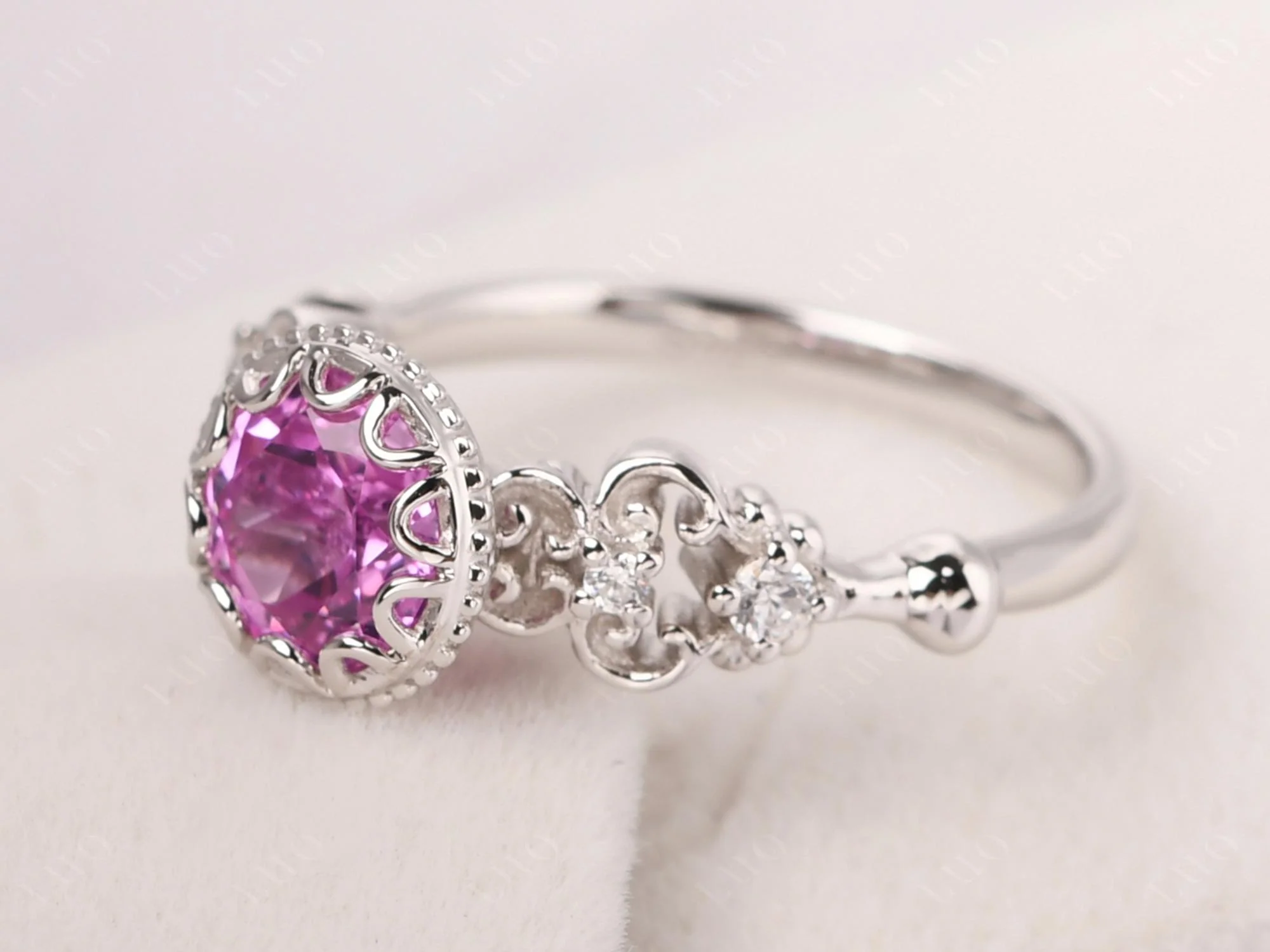 Vintage Style Pink Sapphire Ring - Image 11