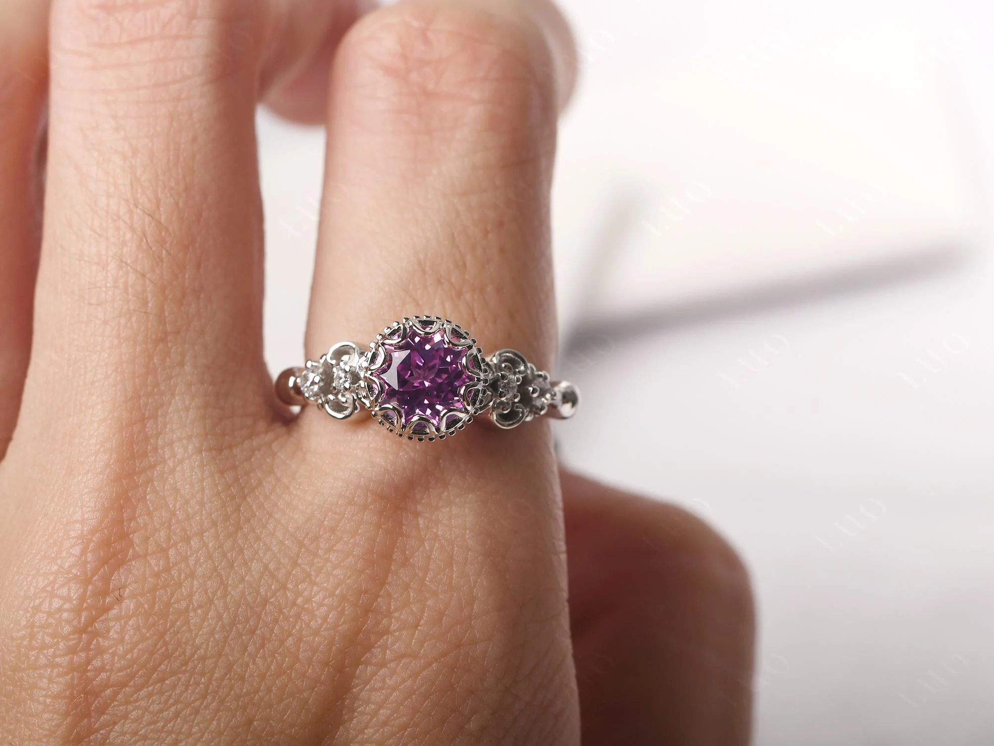 Vintage Style Pink Sapphire Ring - Image 14
