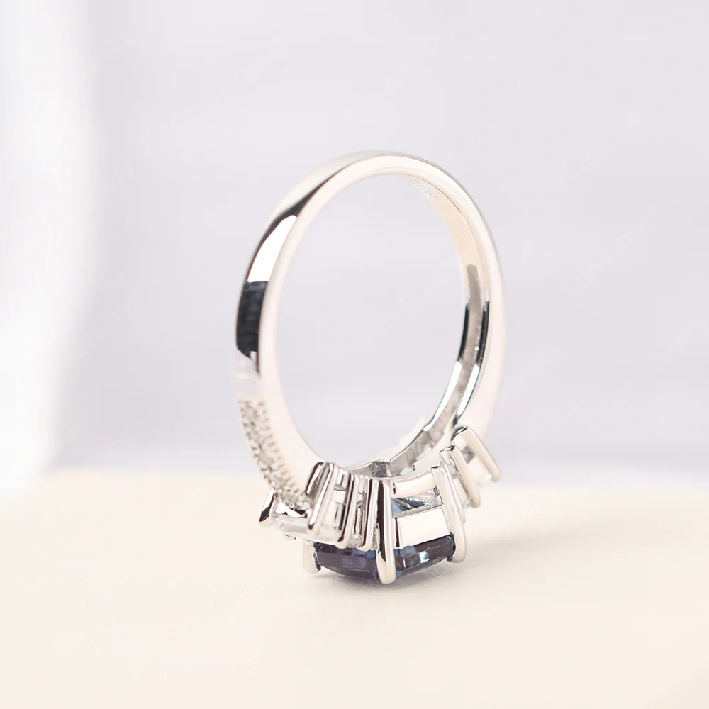 Asscher Cut Alexandrite Ring with Baguette - Image 4