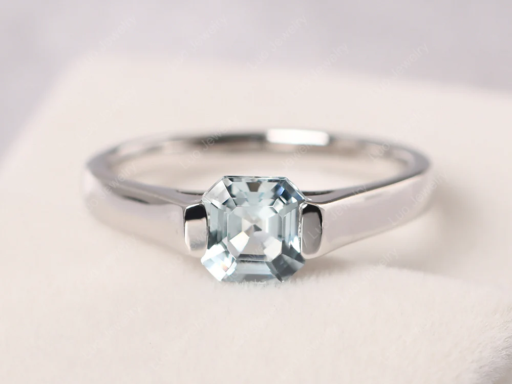 Aquamarine Semi Bezel Solitaire Ring