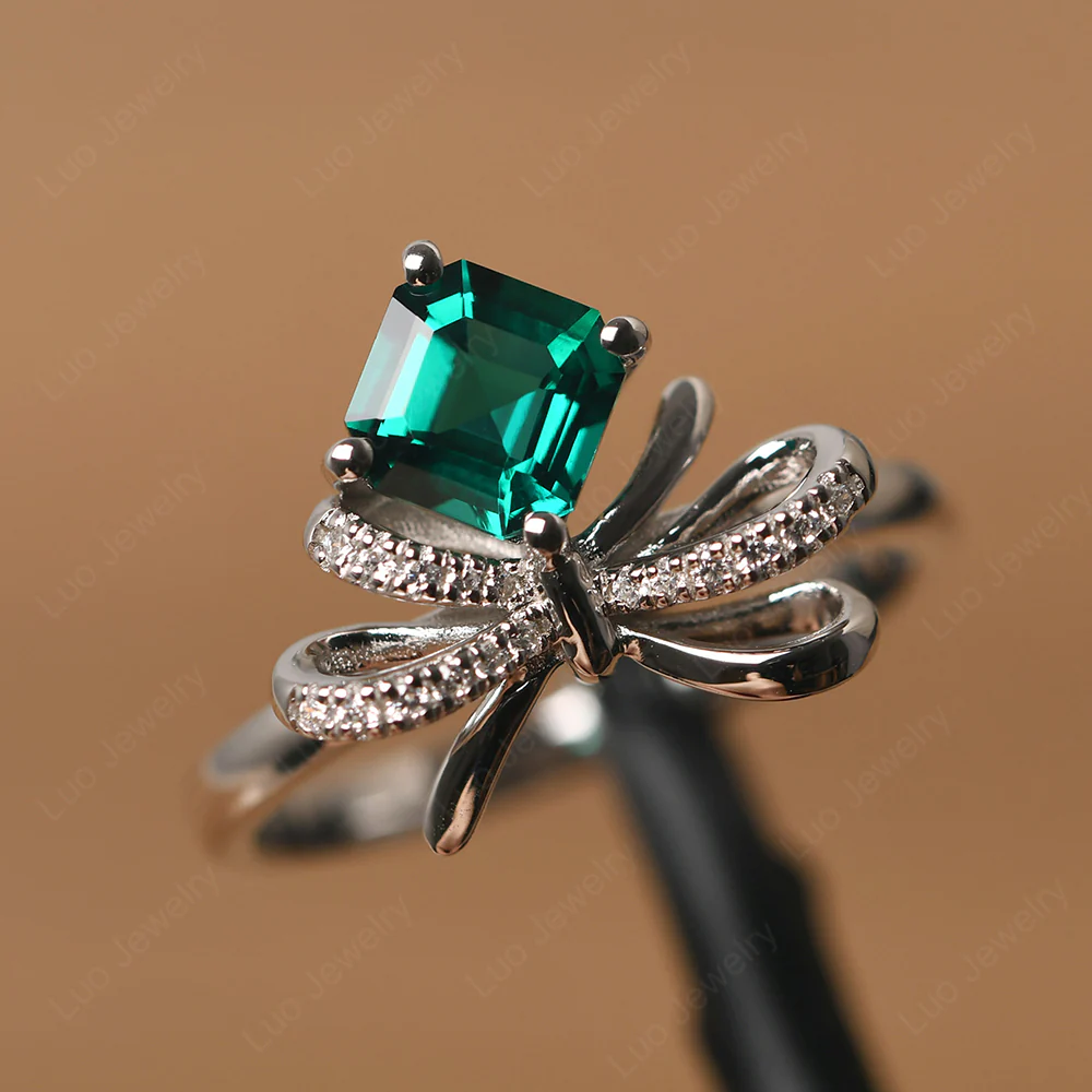 Asscher Cut Emerald Bowknot Ring