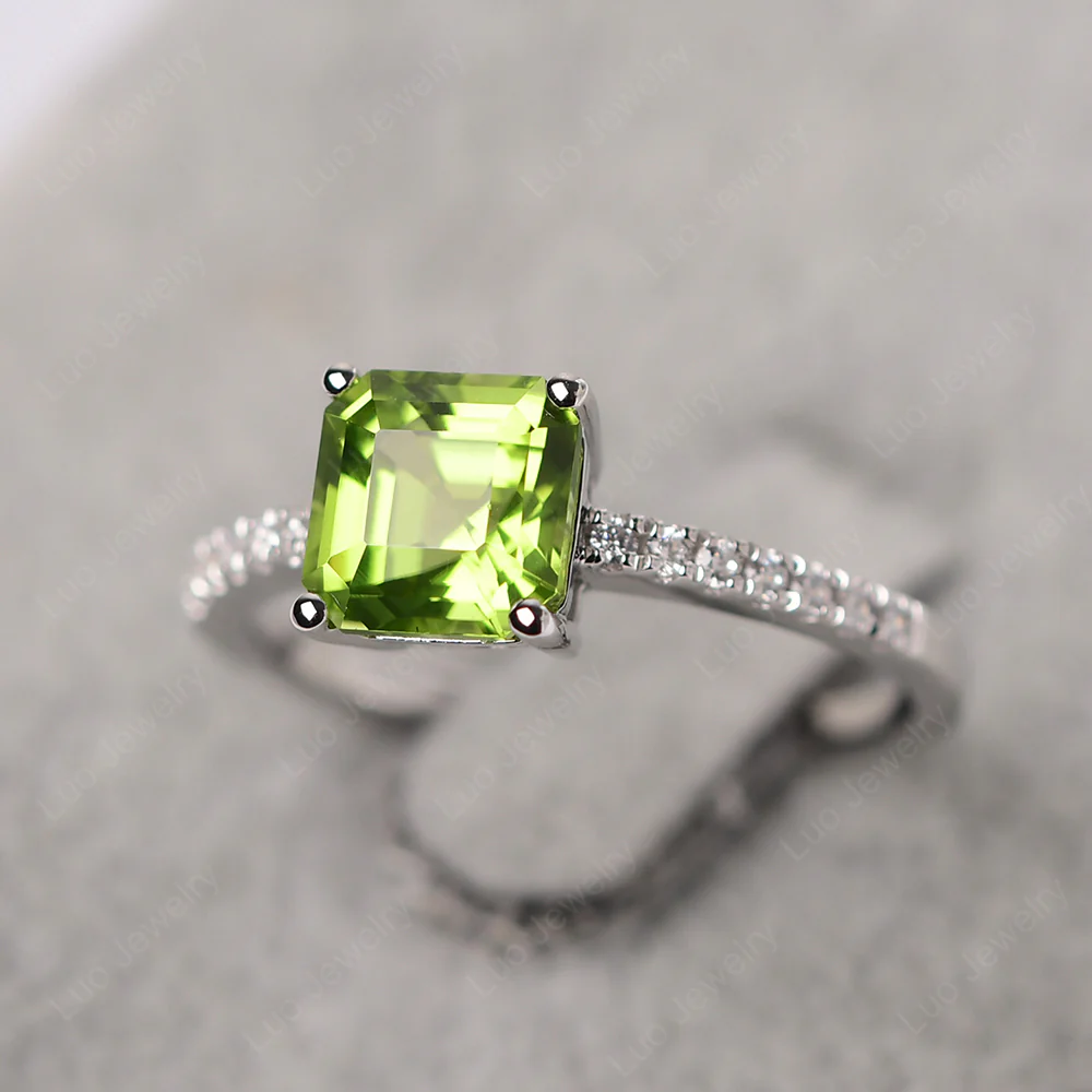 Simple Peridot Asscher Cut Ring - Image 3