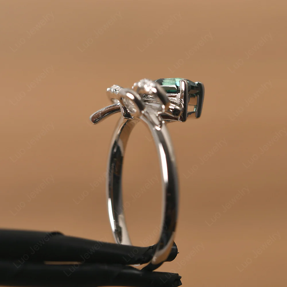 Asscher Cut Green Sapphire Bowknot Ring - Image 4
