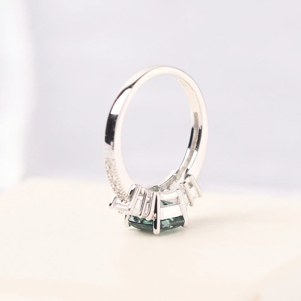 Asscher Cut Green Sapphire Ring with Baguette - Image 4