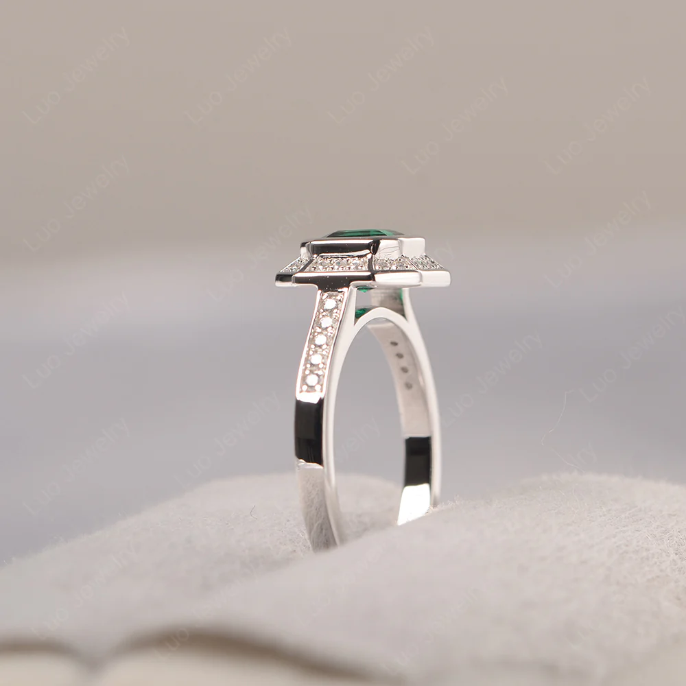 Asscher Cut Emerald Bezel Set Halo Ring - Image 5
